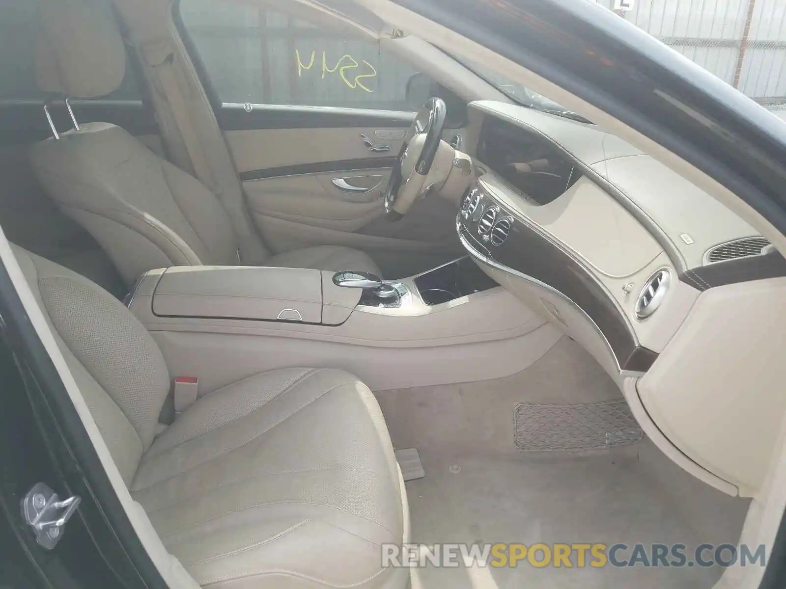 5 Photograph of a damaged car WDDUG6GB0KA479417 MERCEDES-BENZ S CLASS 2019