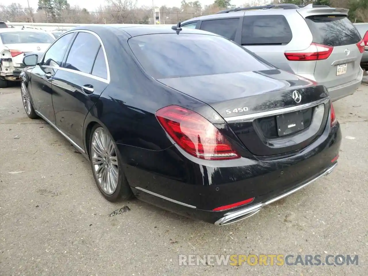 3 Photograph of a damaged car WDDUG6GB3KA455838 MERCEDES-BENZ S-CLASS 2019