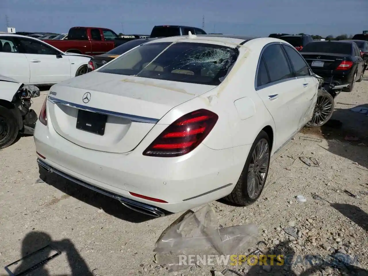 4 Photograph of a damaged car WDDUG6GB3KA480254 MERCEDES-BENZ S-CLASS 2019