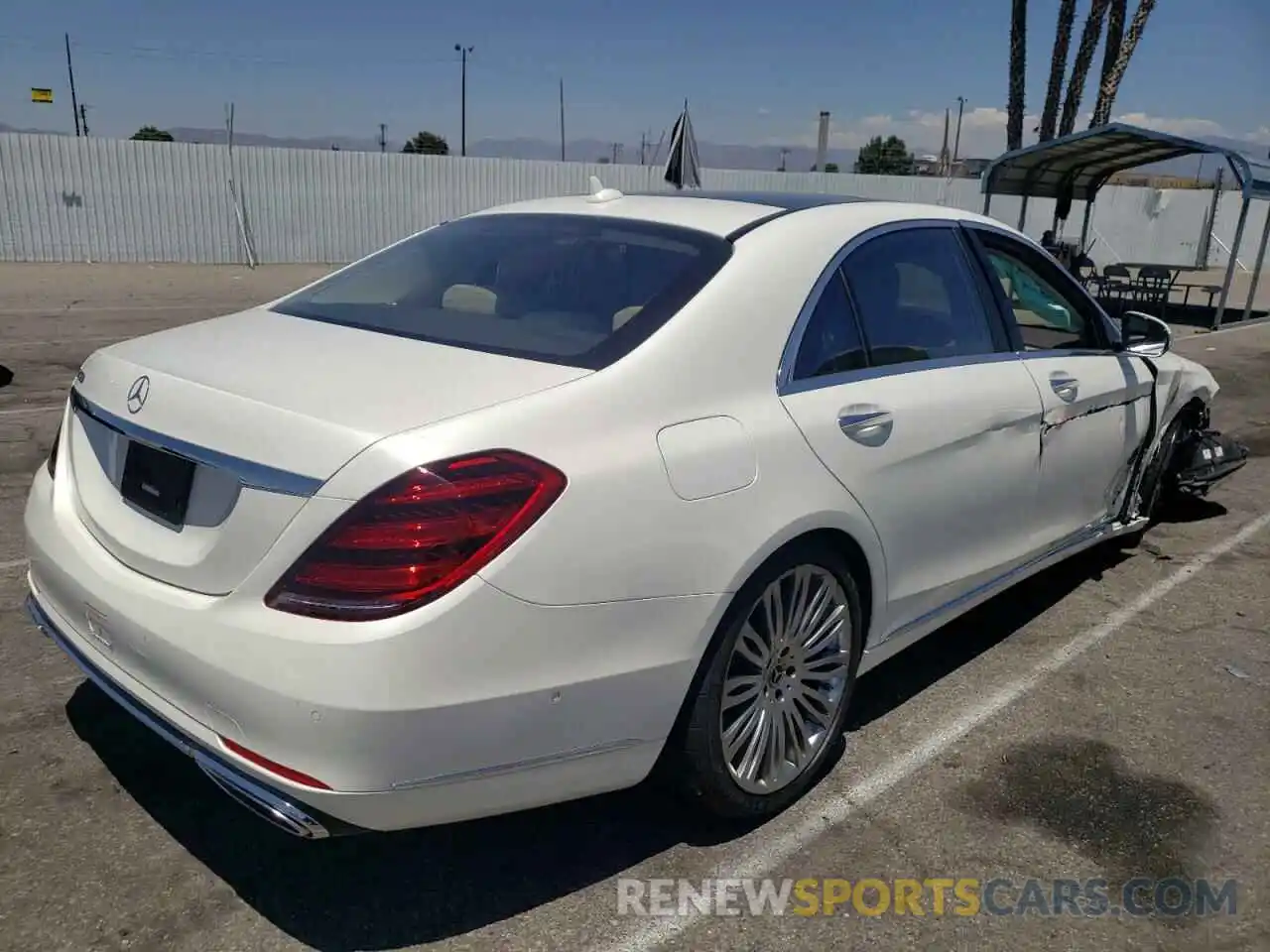 4 Photograph of a damaged car WDDUG6GB6KA486520 MERCEDES-BENZ S-CLASS 2019