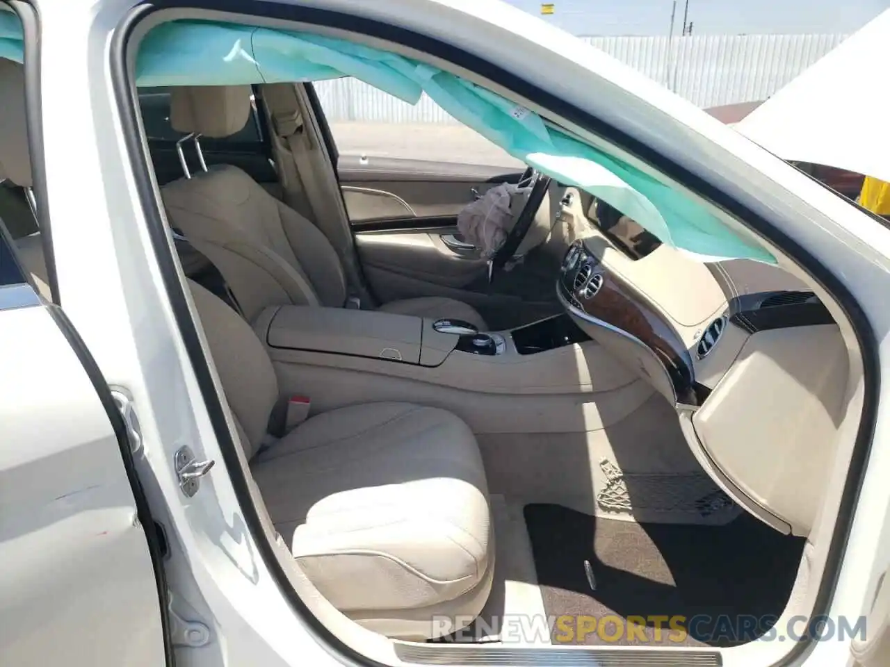 5 Photograph of a damaged car WDDUG6GB6KA486520 MERCEDES-BENZ S-CLASS 2019