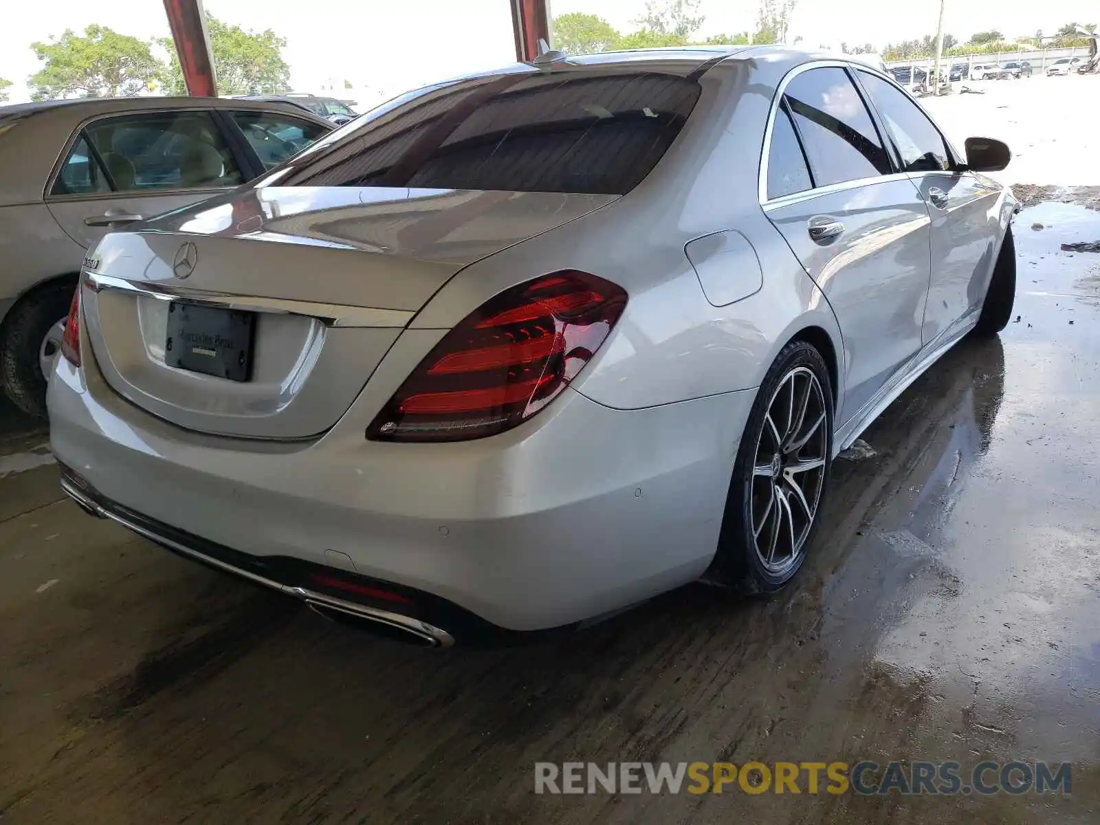 4 Photograph of a damaged car WDDUG6GBXKA475312 MERCEDES-BENZ S-CLASS 2019