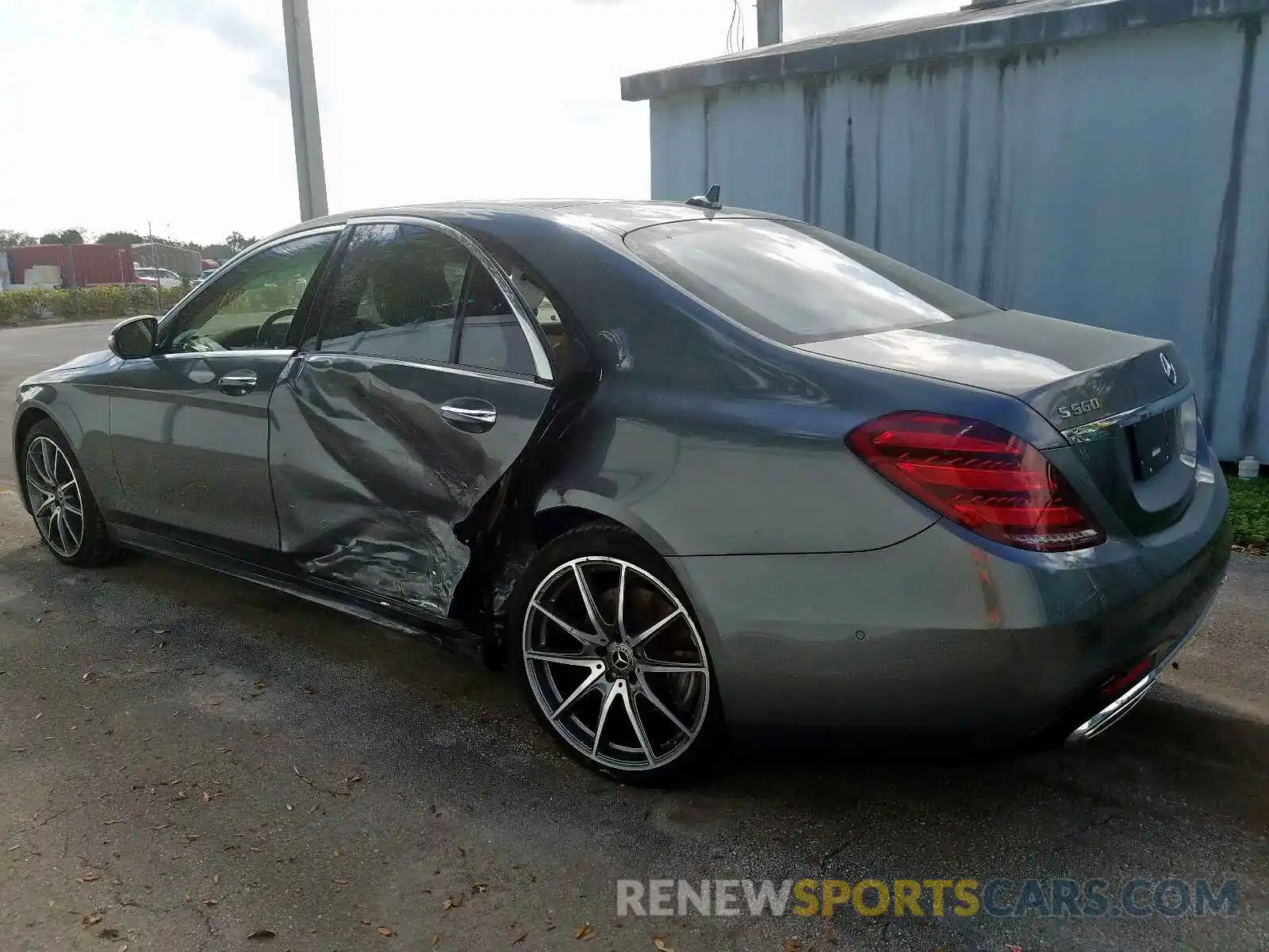 3 Photograph of a damaged car WDDUG8DB0KA456428 MERCEDES-BENZ S CLASS 2019