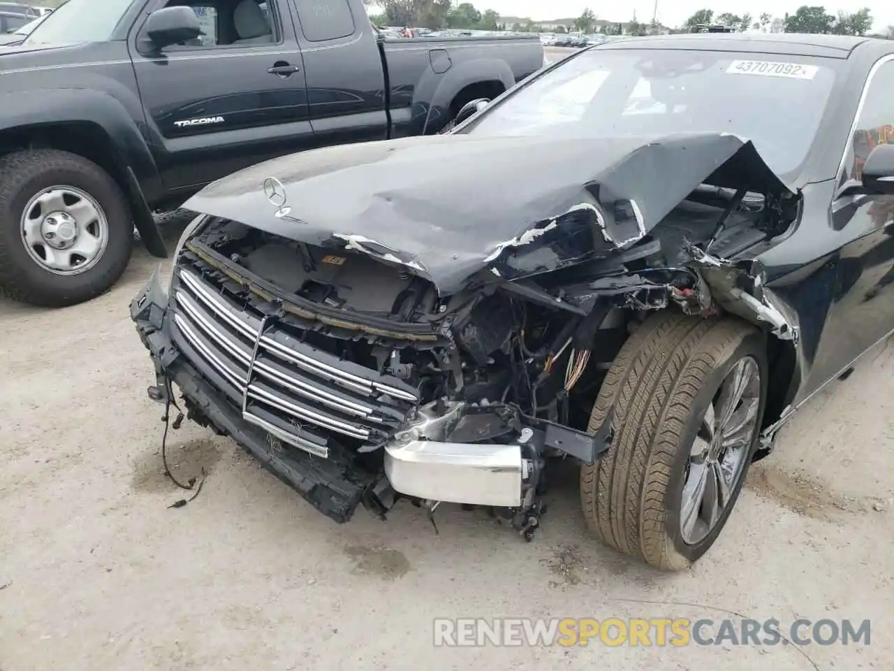 9 Photograph of a damaged car WDDUG8DB2KA455233 MERCEDES-BENZ S-CLASS 2019