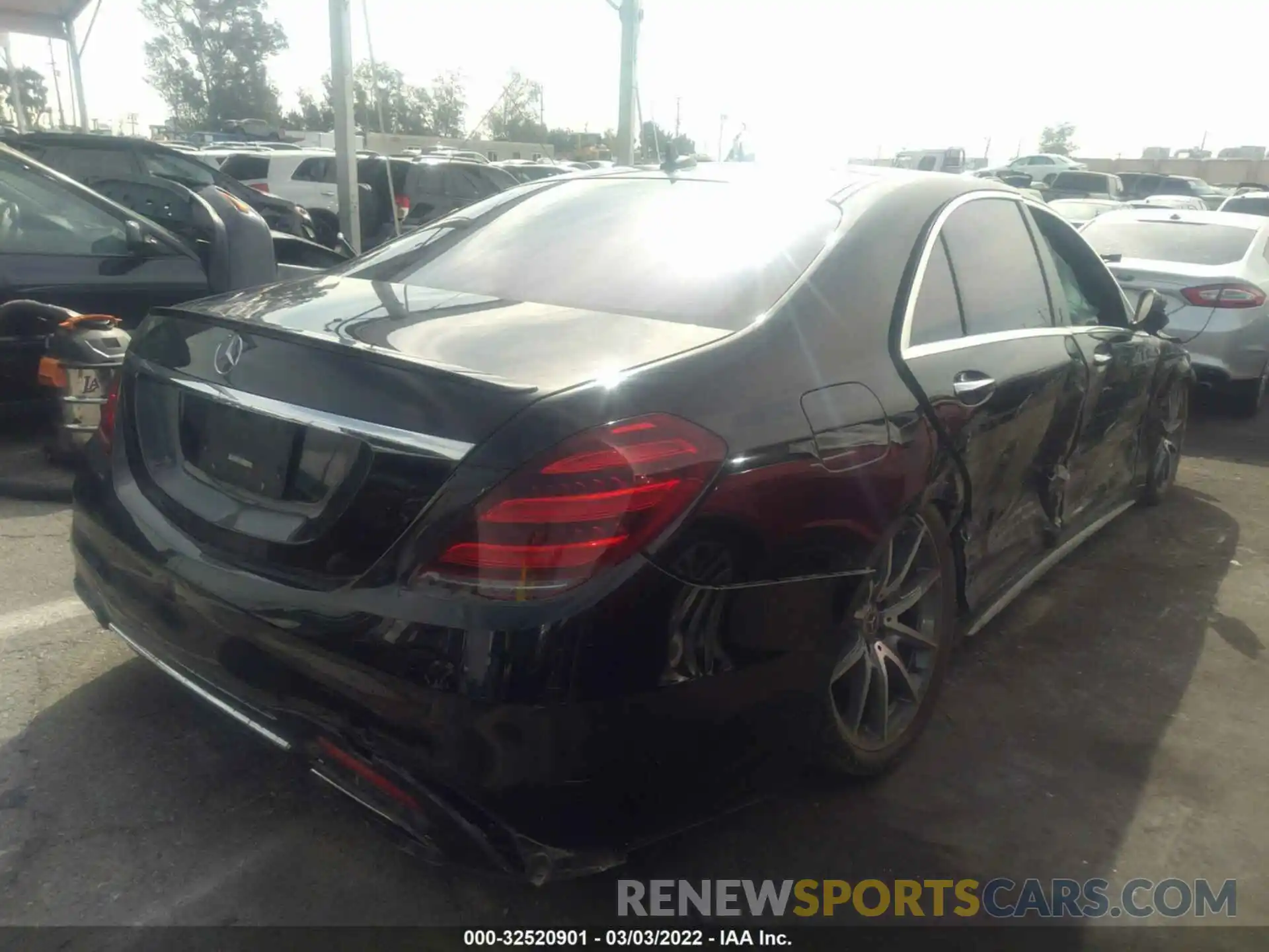 4 Photograph of a damaged car WDDUG8DB3KA426002 MERCEDES-BENZ S-CLASS 2019