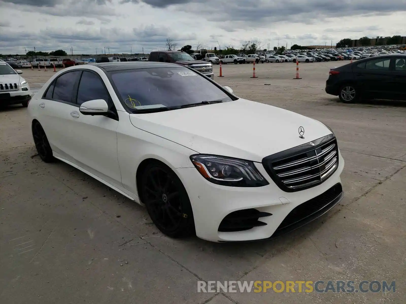 1 Фотография поврежденного автомобиля WDDUG8DB3KA436268 MERCEDES-BENZ S CLASS 2019