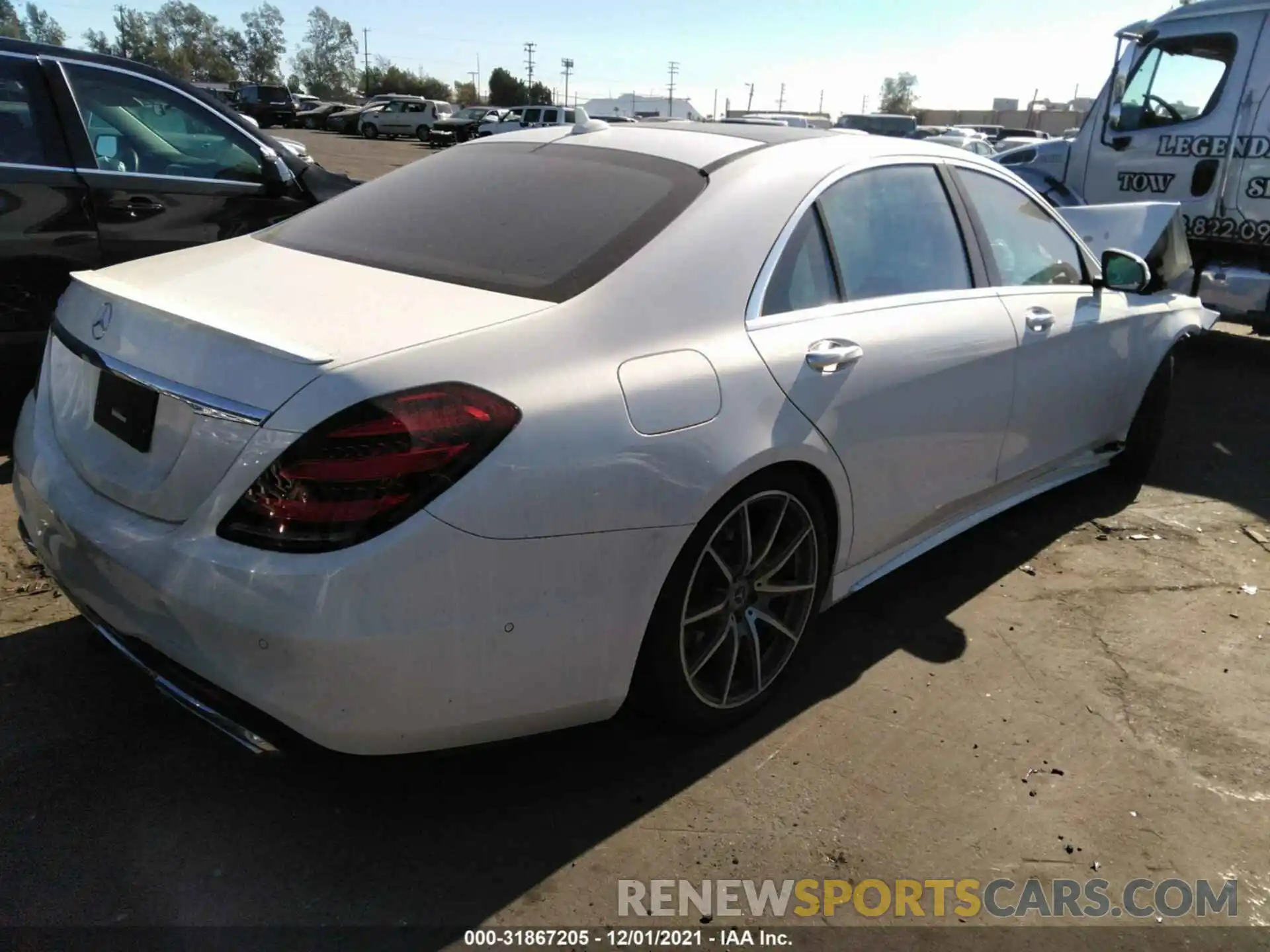 4 Photograph of a damaged car WDDUG8DB4KA433623 MERCEDES-BENZ S-CLASS 2019