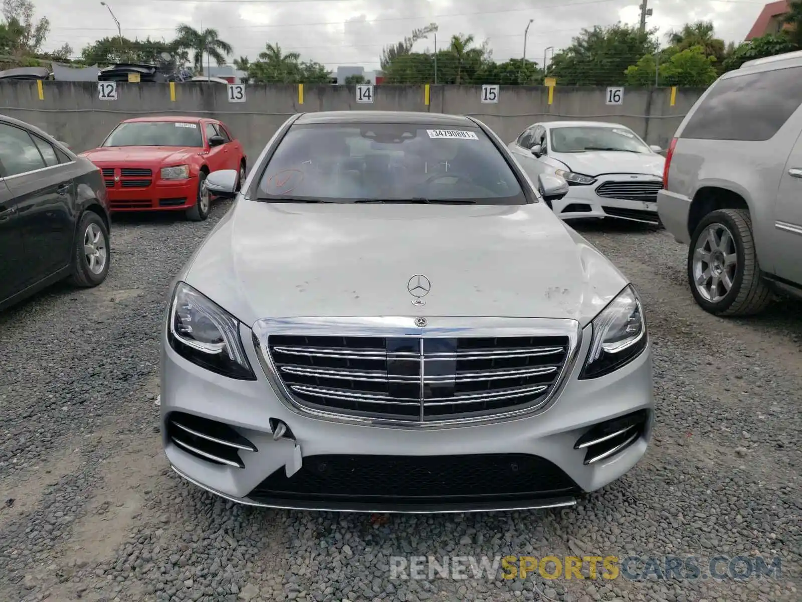 9 Photograph of a damaged car WDDUG8DB4KA466024 MERCEDES-BENZ S CLASS 2019