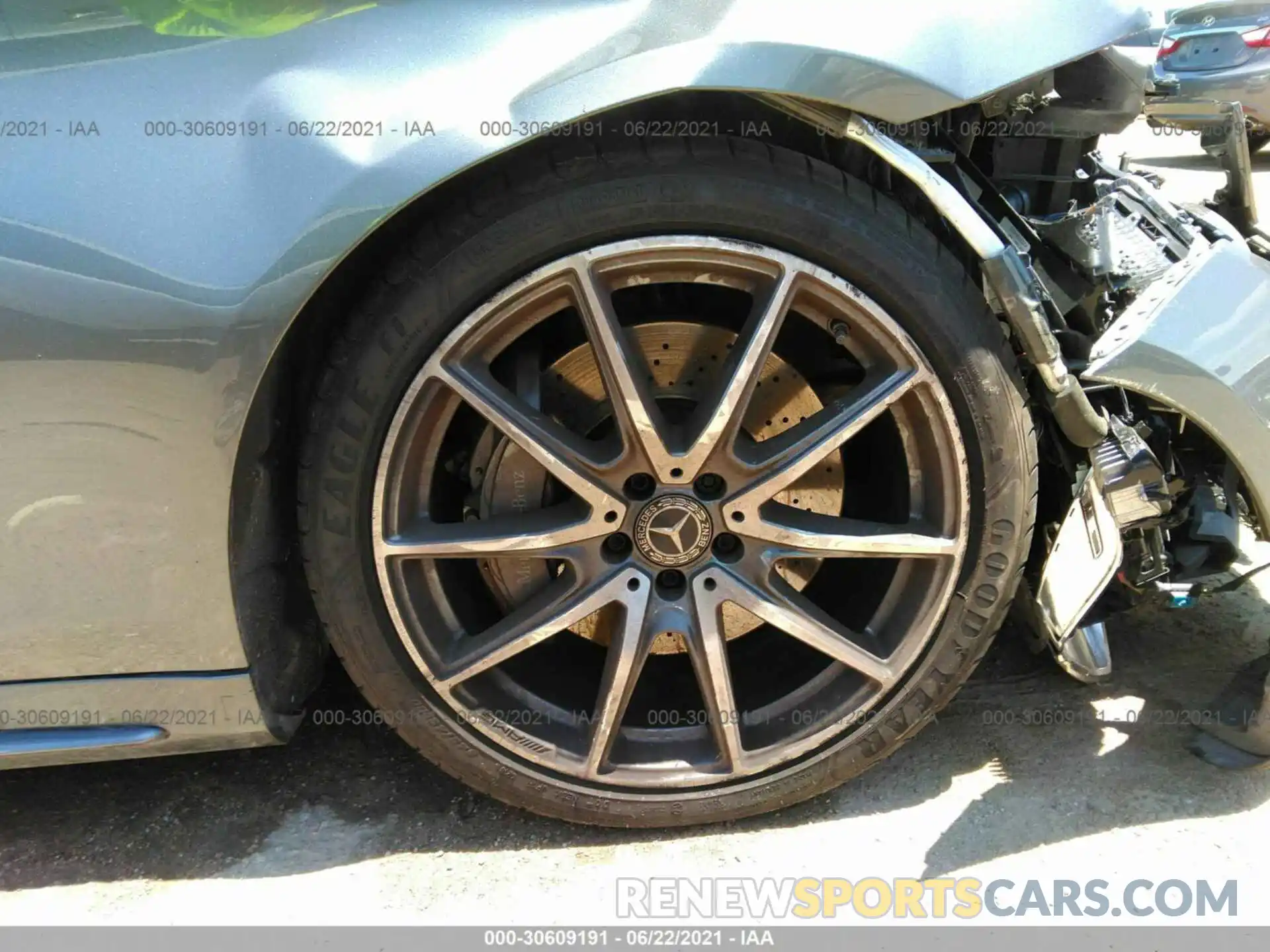 14 Photograph of a damaged car WDDUG8DB5KA430665 MERCEDES-BENZ S-CLASS 2019