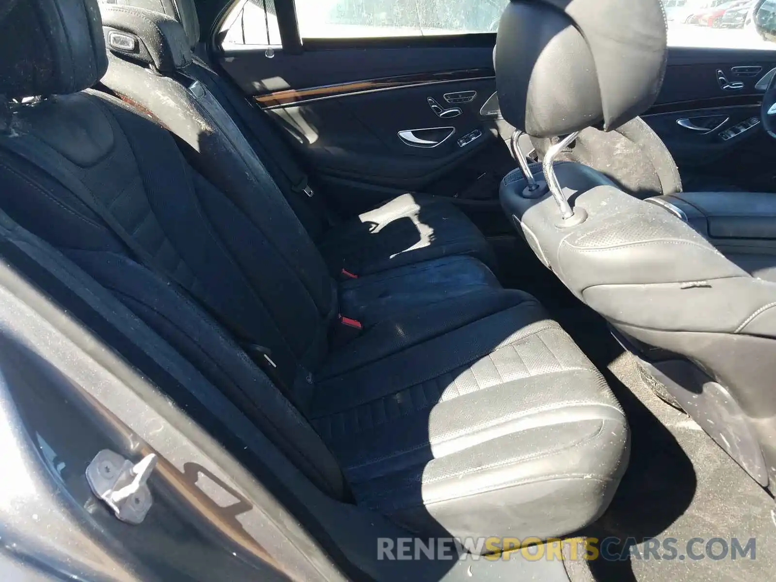 6 Photograph of a damaged car WDDUG8DB5KA467215 MERCEDES-BENZ S CLASS 2019