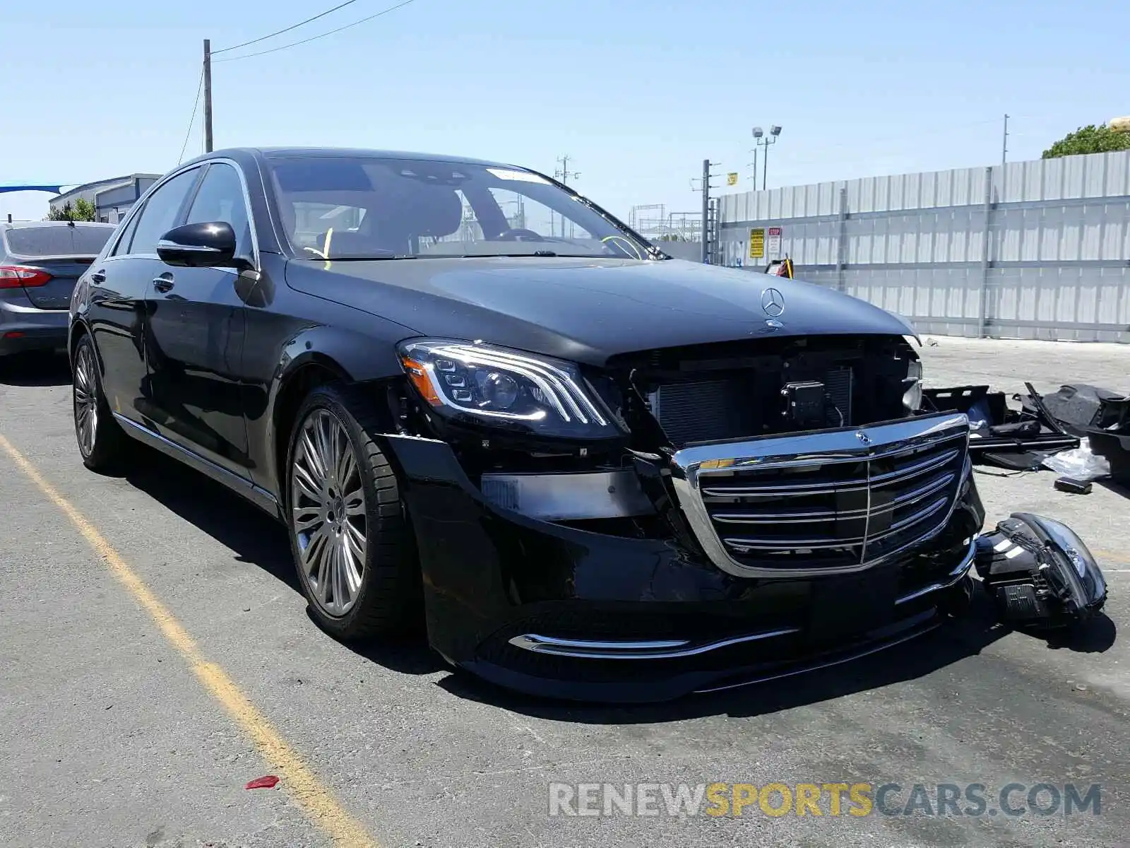 1 Photograph of a damaged car WDDUG8DB5KA477033 MERCEDES-BENZ S CLASS 2019