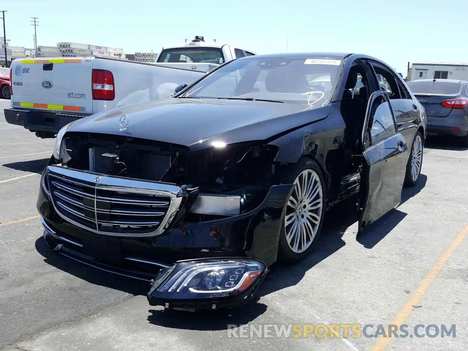 2 Photograph of a damaged car WDDUG8DB5KA477033 MERCEDES-BENZ S CLASS 2019