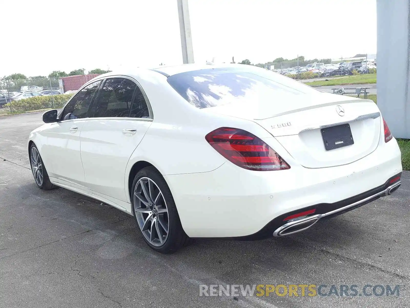 3 Photograph of a damaged car WDDUG8DB5KA494138 MERCEDES-BENZ S CLASS 2019