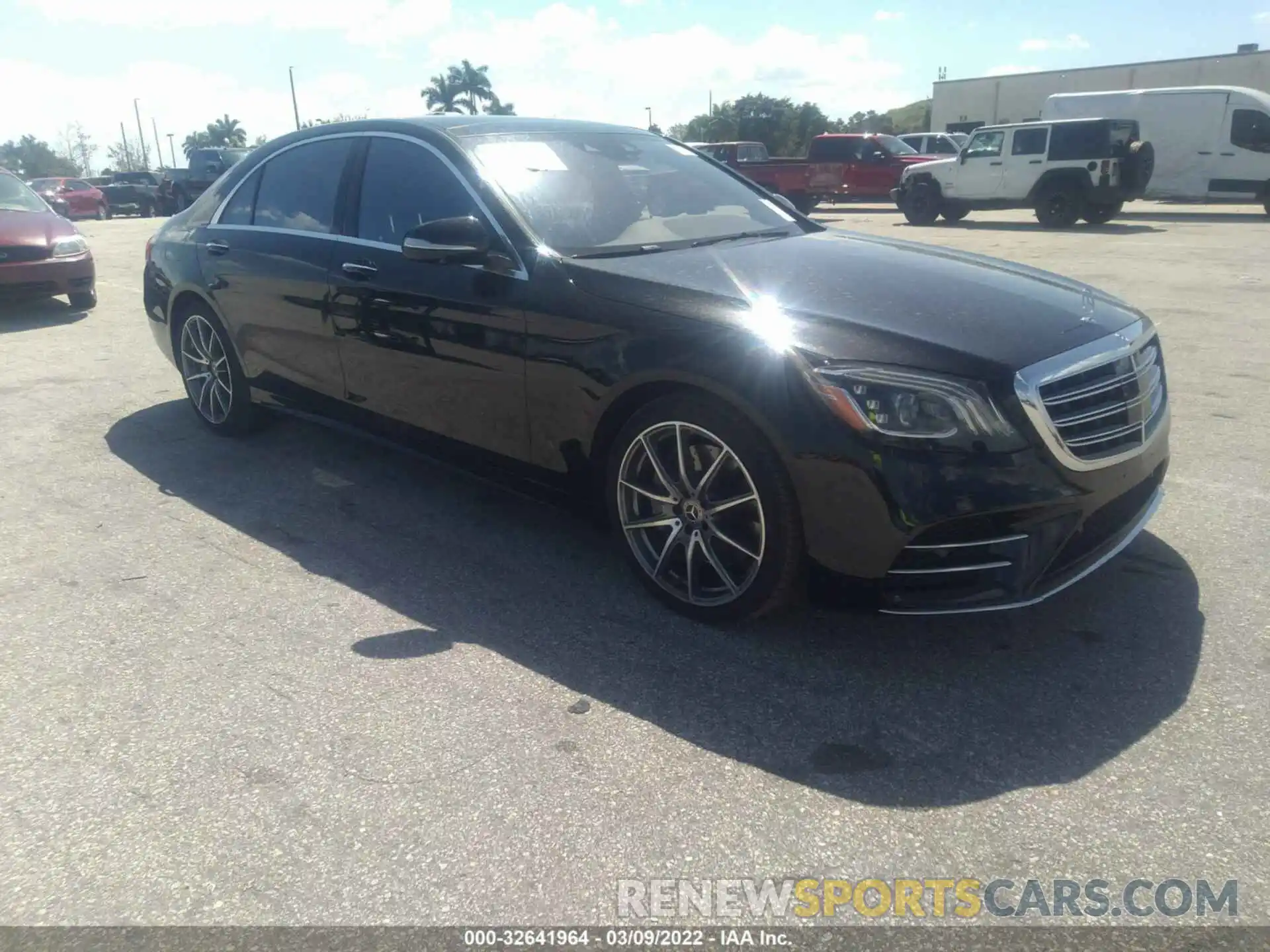 1 Photograph of a damaged car WDDUG8DB6KA439049 MERCEDES-BENZ S-CLASS 2019