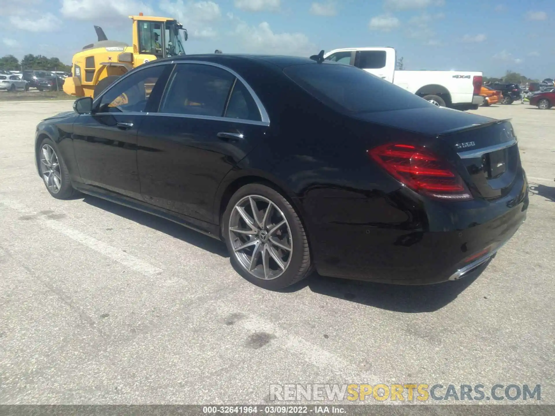 3 Photograph of a damaged car WDDUG8DB6KA439049 MERCEDES-BENZ S-CLASS 2019