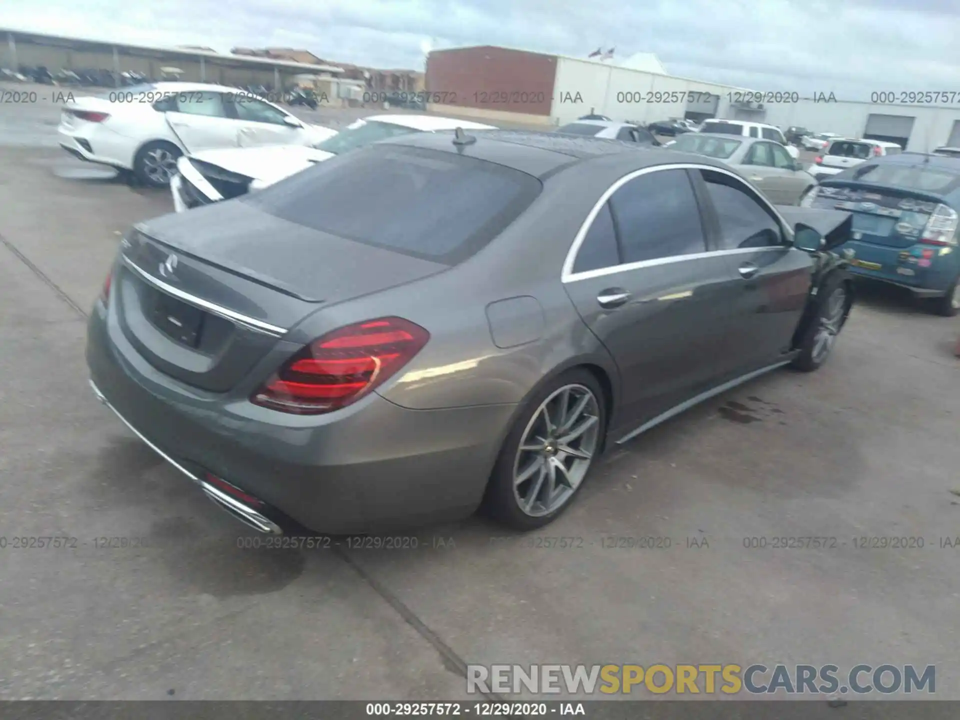 4 Photograph of a damaged car WDDUG8DB7KA436550 MERCEDES-BENZ S-CLASS 2019