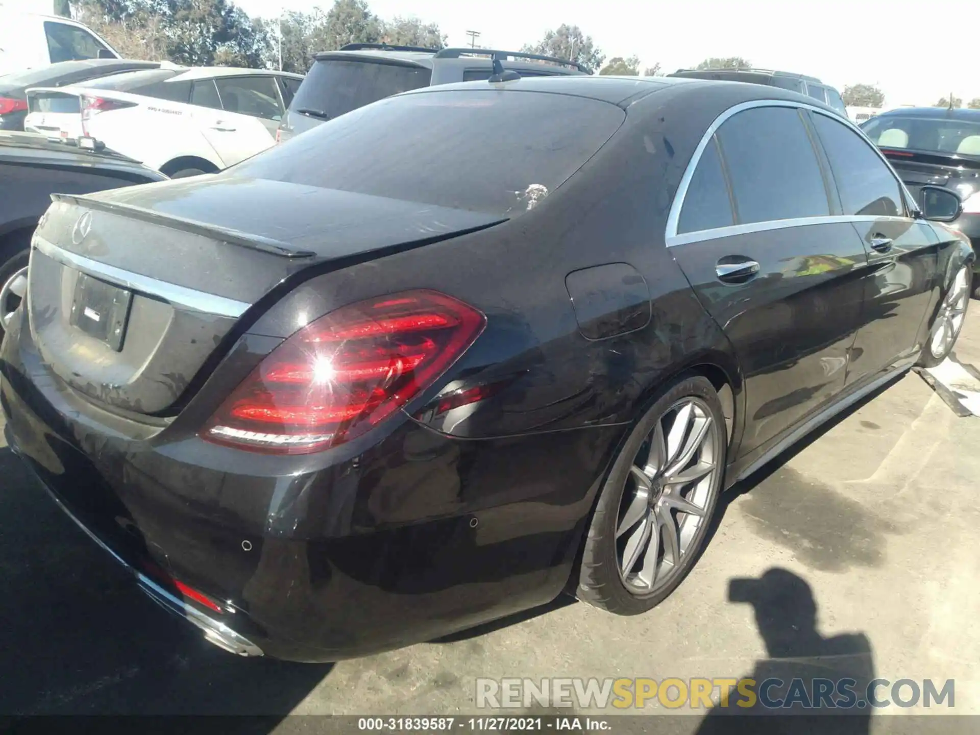 4 Photograph of a damaged car WDDUG8DB7KA436693 MERCEDES-BENZ S-CLASS 2019