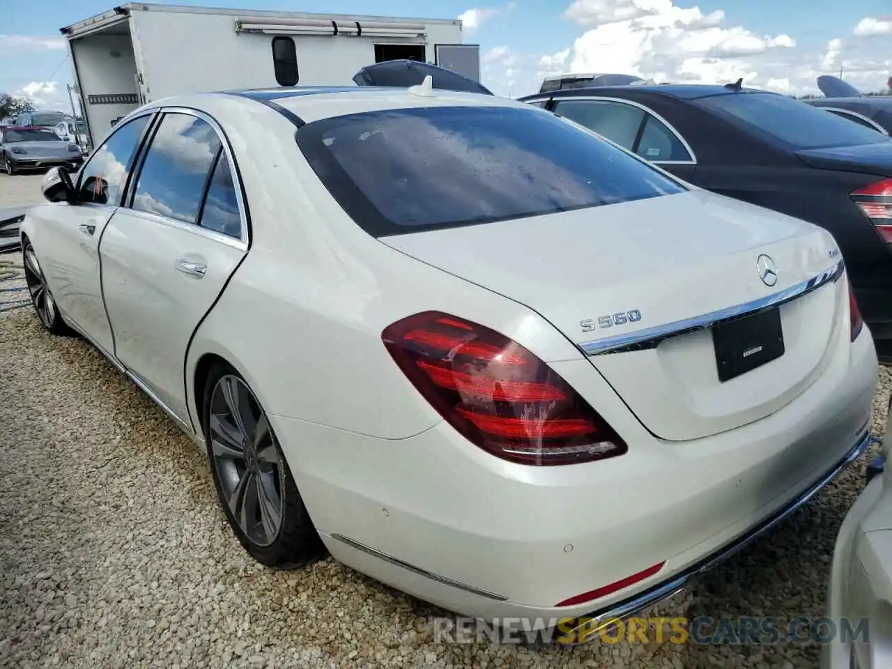 3 Photograph of a damaged car WDDUG8GB0KA443609 MERCEDES-BENZ S-CLASS 2019