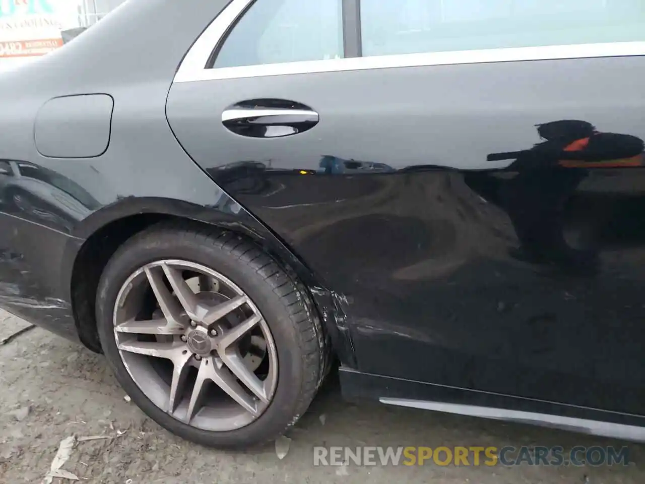 9 Photograph of a damaged car WDDUG8GB0KA466324 MERCEDES-BENZ S-CLASS 2019