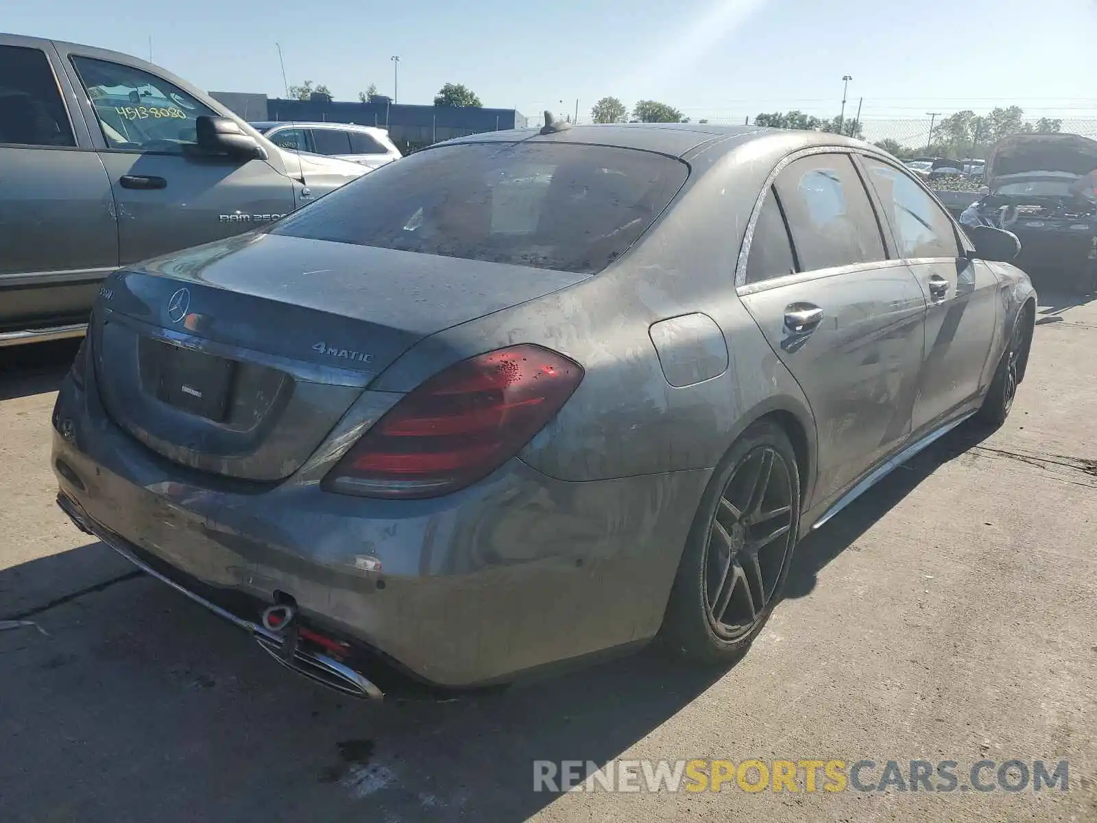 4 Фотография поврежденного автомобиля WDDUG8GB3KA433947 MERCEDES-BENZ S CLASS 2019