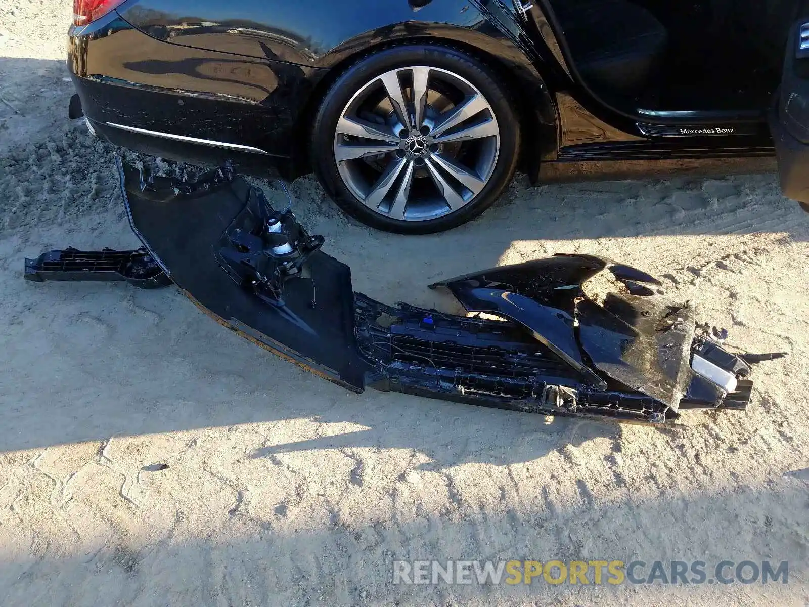 9 Photograph of a damaged car WDDUG8GB3KA442082 MERCEDES-BENZ S CLASS 2019