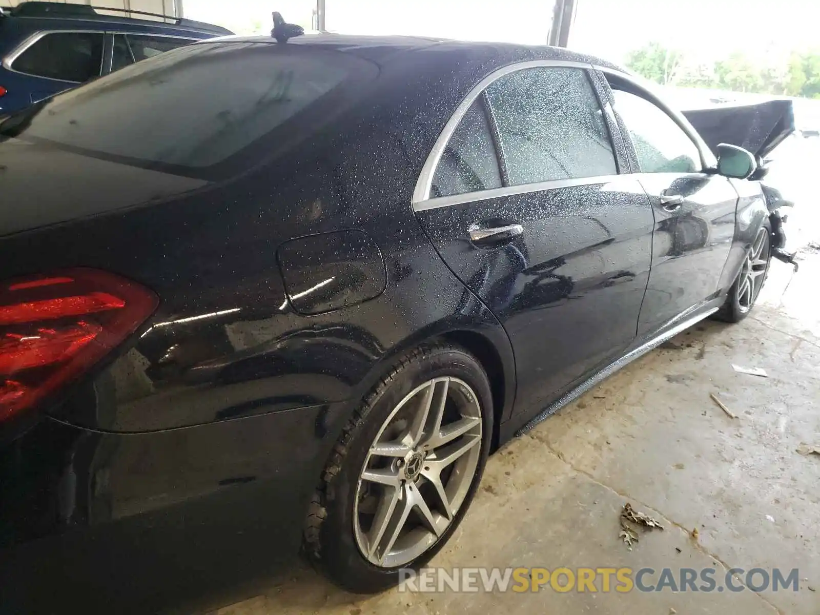 4 Photograph of a damaged car WDDUG8GB4KA422665 MERCEDES-BENZ S-CLASS 2019