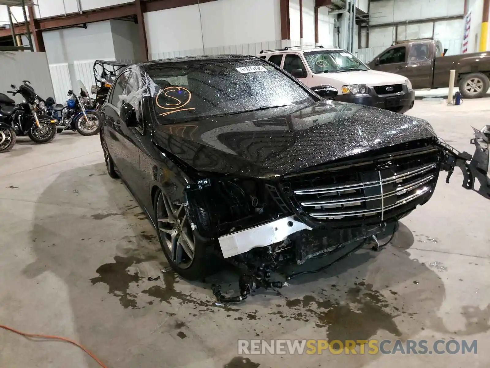 1 Photograph of a damaged car WDDUG8GB4KA427641 MERCEDES-BENZ S CLASS 2019