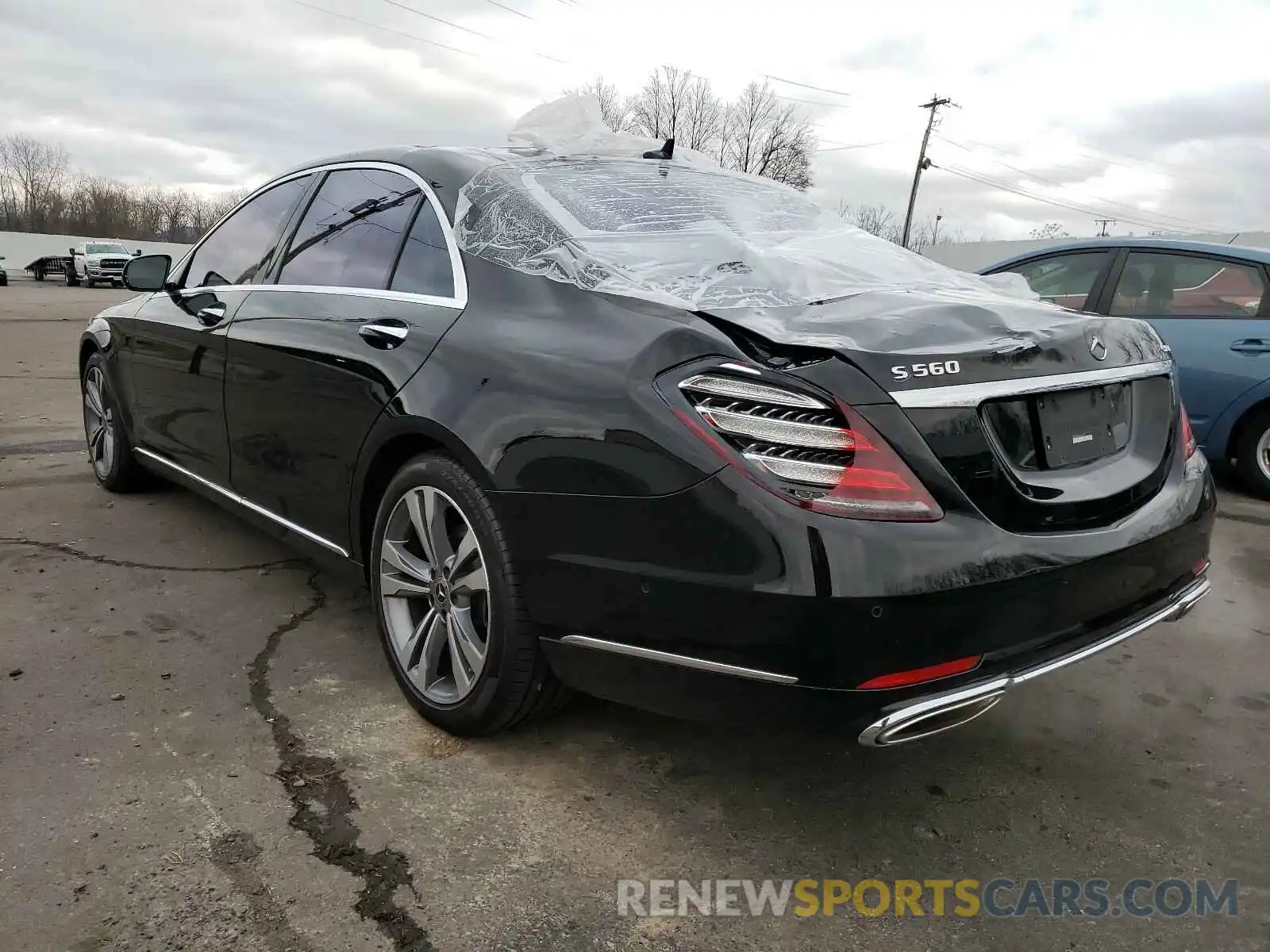 3 Photograph of a damaged car WDDUG8GB4KA457061 MERCEDES-BENZ S CLASS 2019