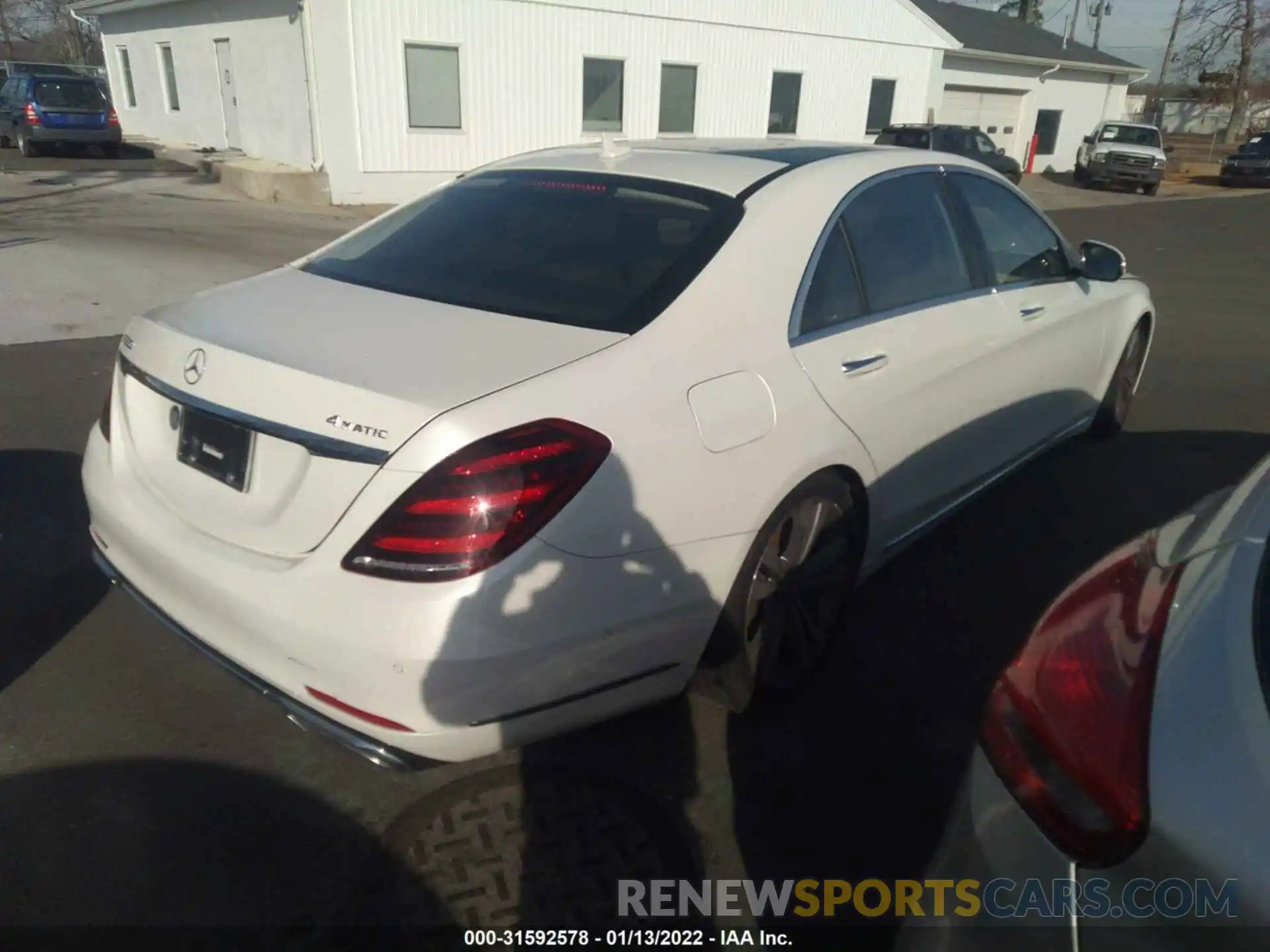 4 Photograph of a damaged car WDDUG8GB5KA434209 MERCEDES-BENZ S-CLASS 2019