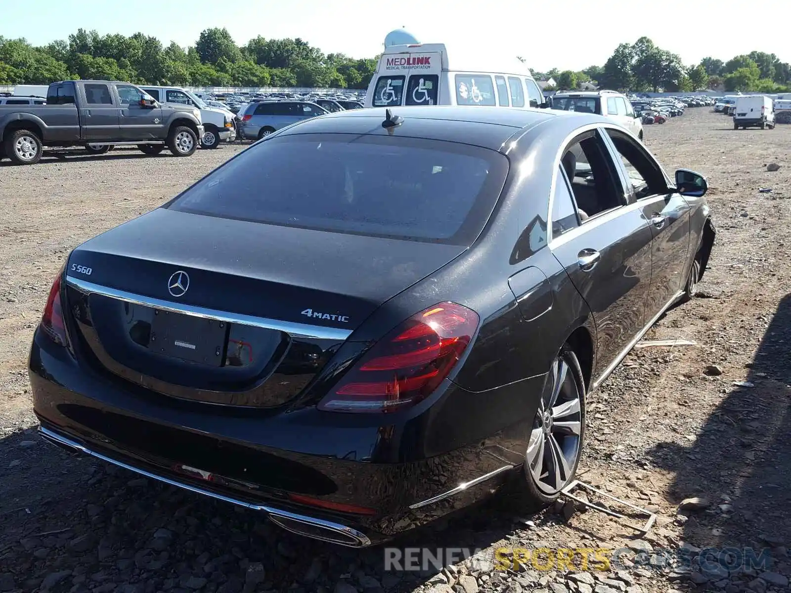 4 Photograph of a damaged car WDDUG8GB5KA455951 MERCEDES-BENZ S CLASS 2019