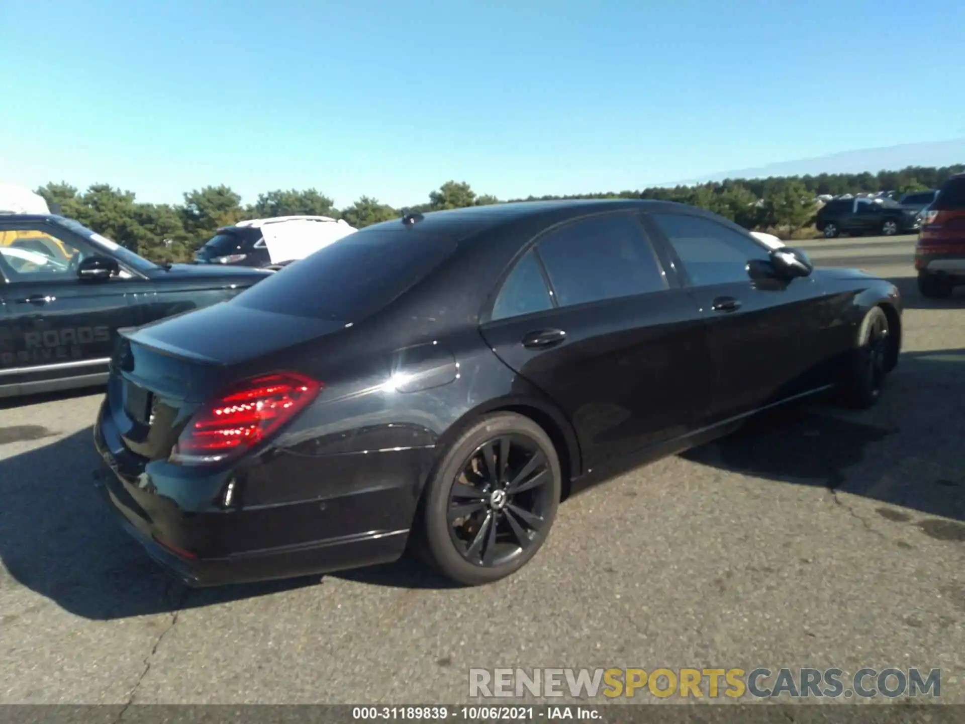 4 Photograph of a damaged car WDDUG8GB8KA436598 MERCEDES-BENZ S-CLASS 2019