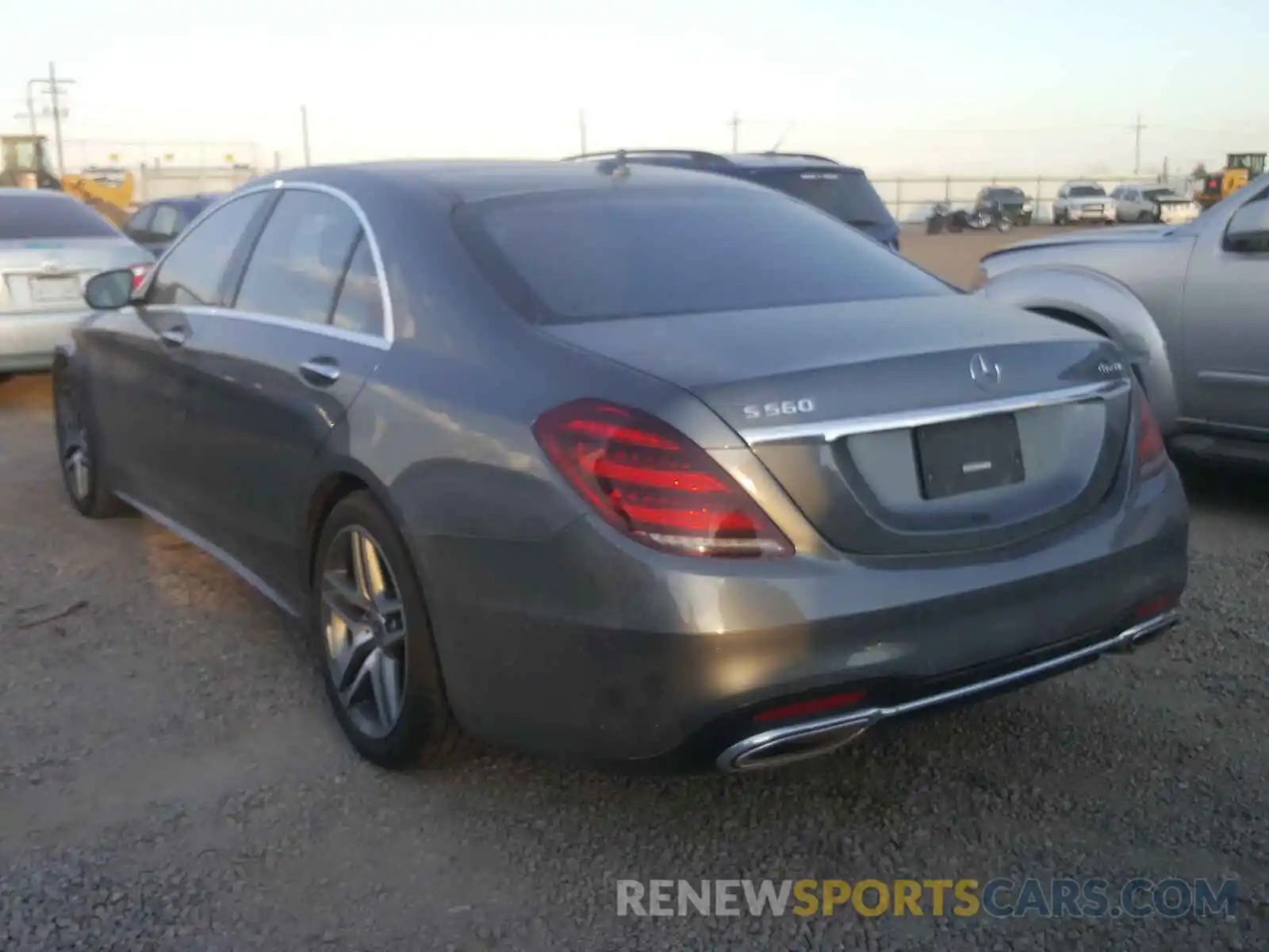 3 Photograph of a damaged car WDDUG8GB8KA451828 MERCEDES-BENZ S CLASS 2019