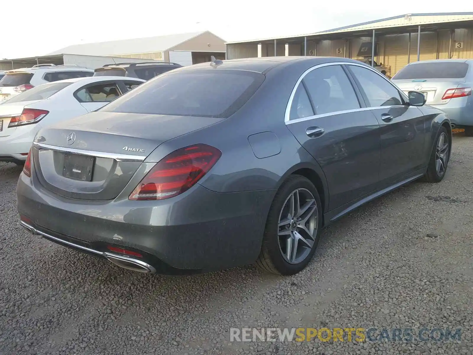 4 Photograph of a damaged car WDDUG8GB8KA451828 MERCEDES-BENZ S CLASS 2019