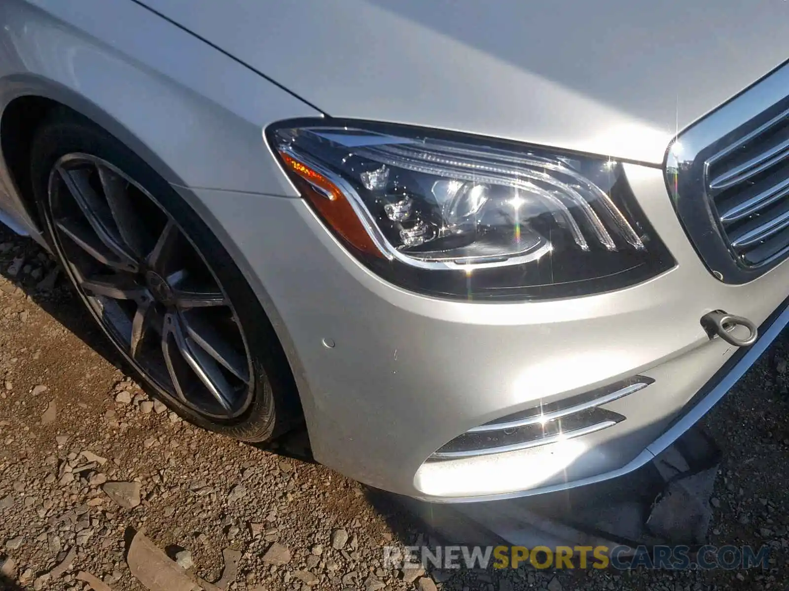 9 Photograph of a damaged car WDDUG8GB8KA459377 MERCEDES-BENZ S CLASS 2019