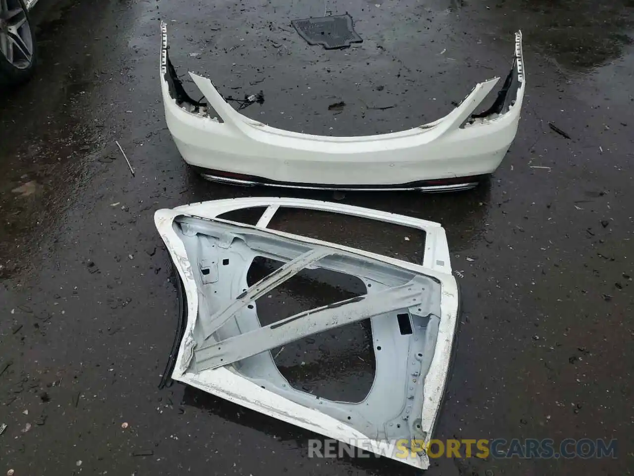 12 Photograph of a damaged car WDDUG8GB9KA470890 MERCEDES-BENZ S-CLASS 2019