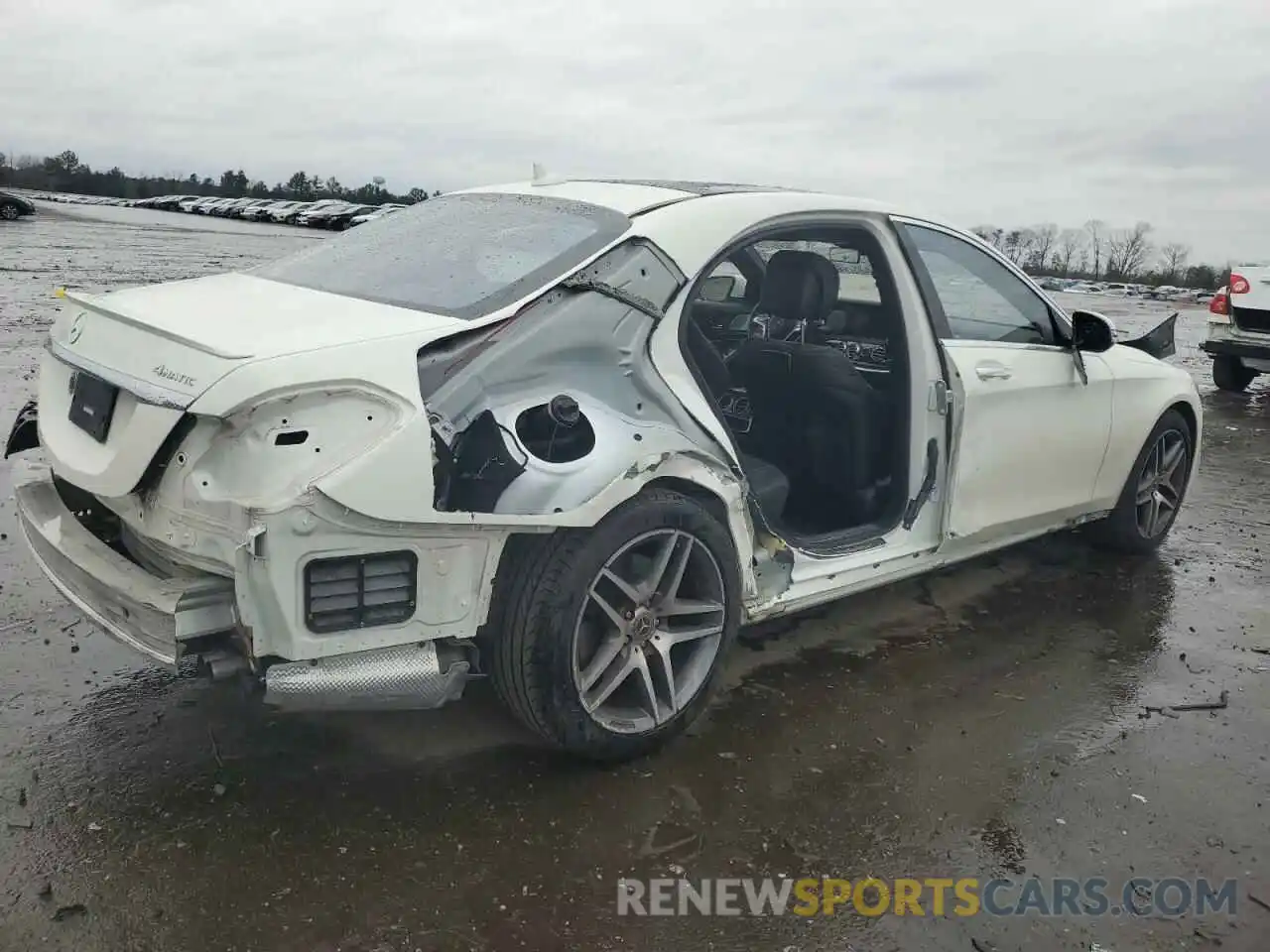 3 Photograph of a damaged car WDDUG8GB9KA470890 MERCEDES-BENZ S-CLASS 2019