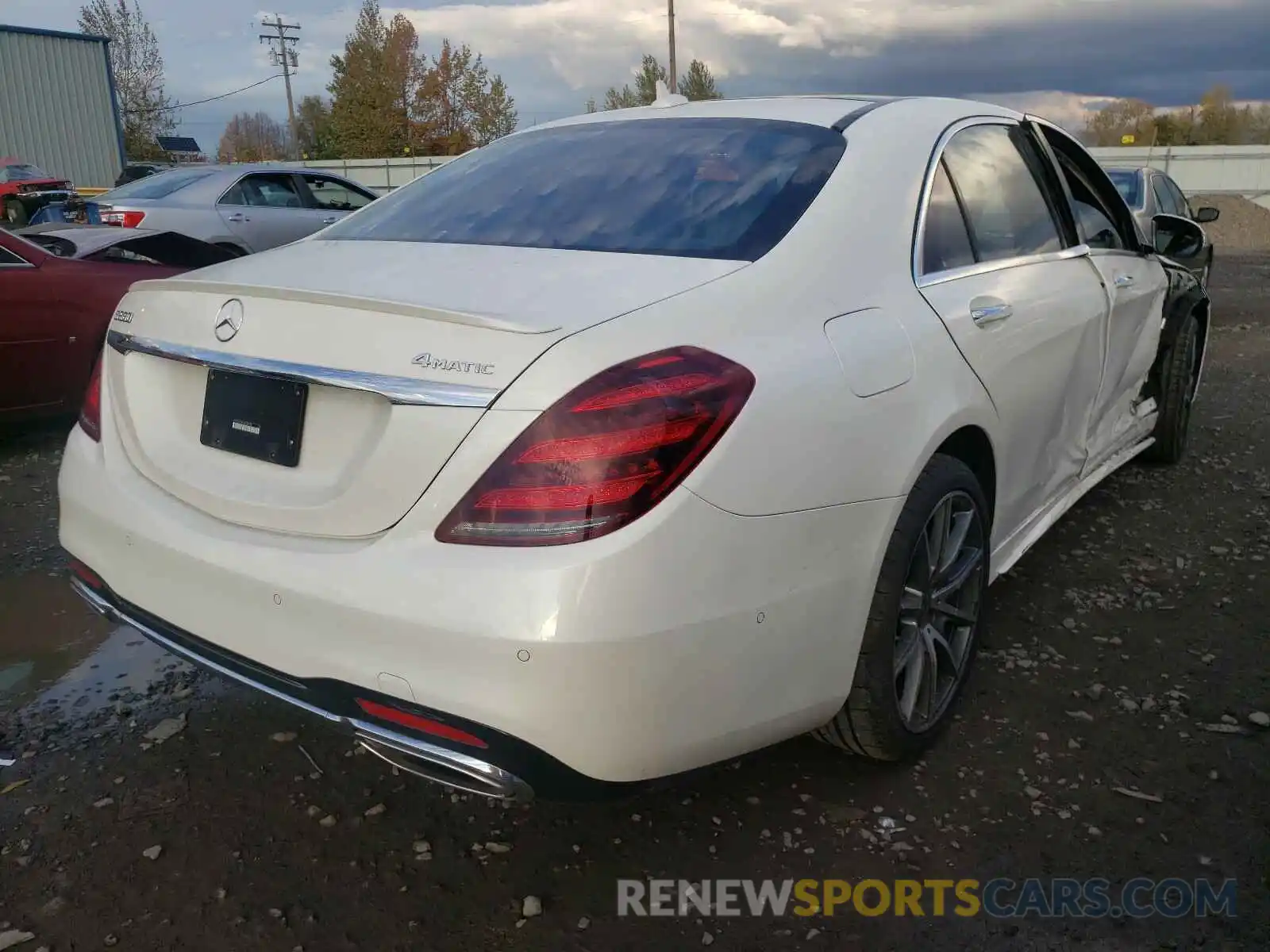 4 Photograph of a damaged car WDDUG8GBXKA434108 MERCEDES-BENZ S CLASS 2019