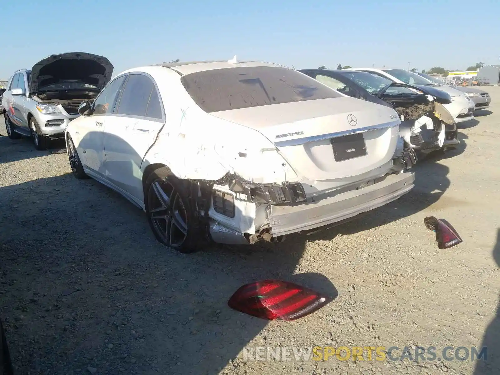 3 Photograph of a damaged car WDDUG8JB2KA489029 MERCEDES-BENZ S-CLASS 2019