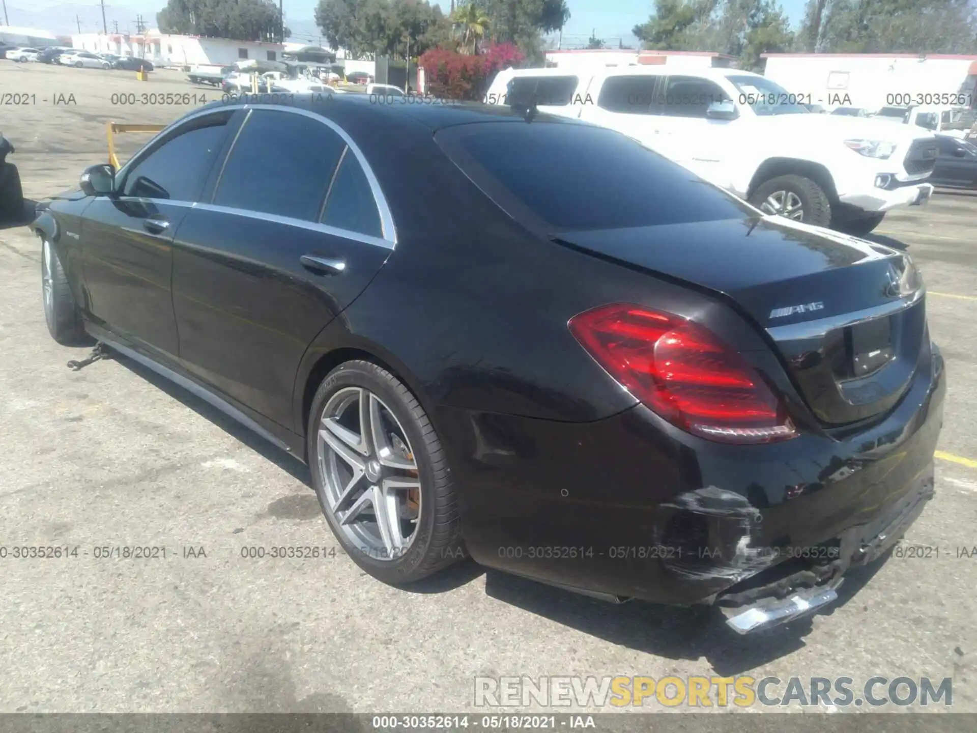 3 Photograph of a damaged car WDDUG8JB6KA436284 MERCEDES-BENZ S-CLASS 2019