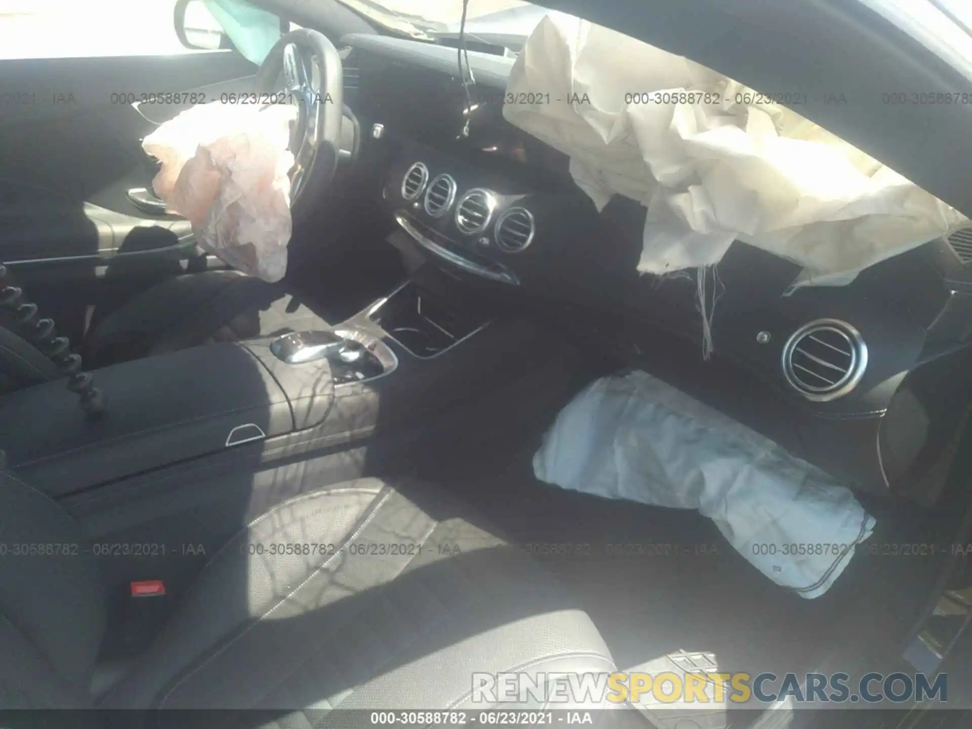 5 Photograph of a damaged car WDDXJ8GB4KA035807 MERCEDES-BENZ S-CLASS 2019