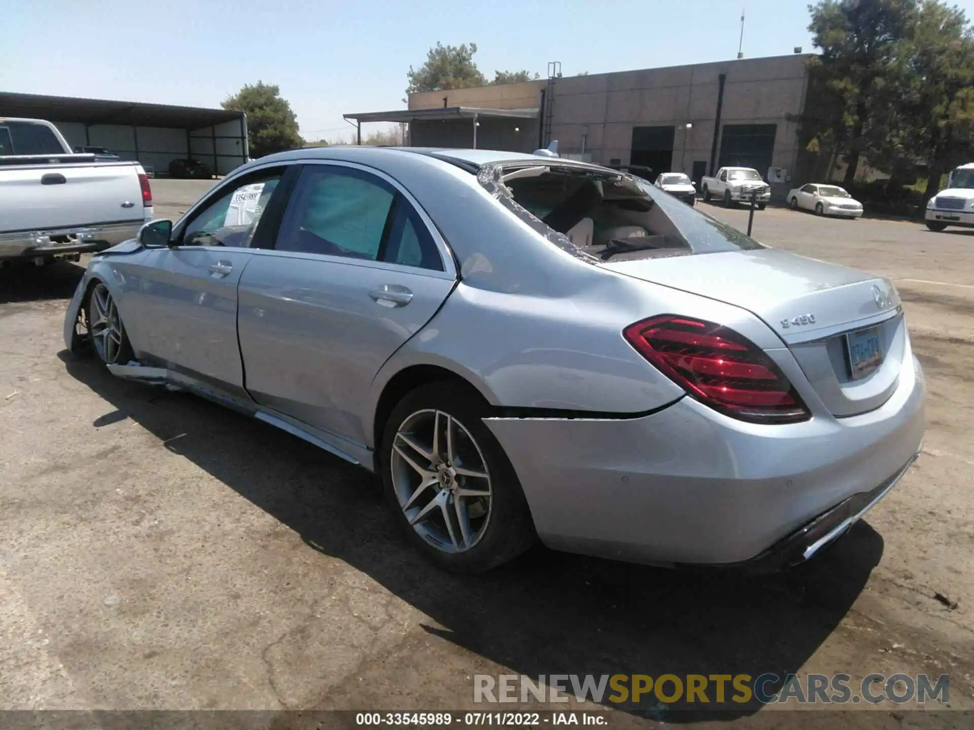 3 Photograph of a damaged car W1KUG6EB3LA527576 MERCEDES-BENZ S-CLASS 2020