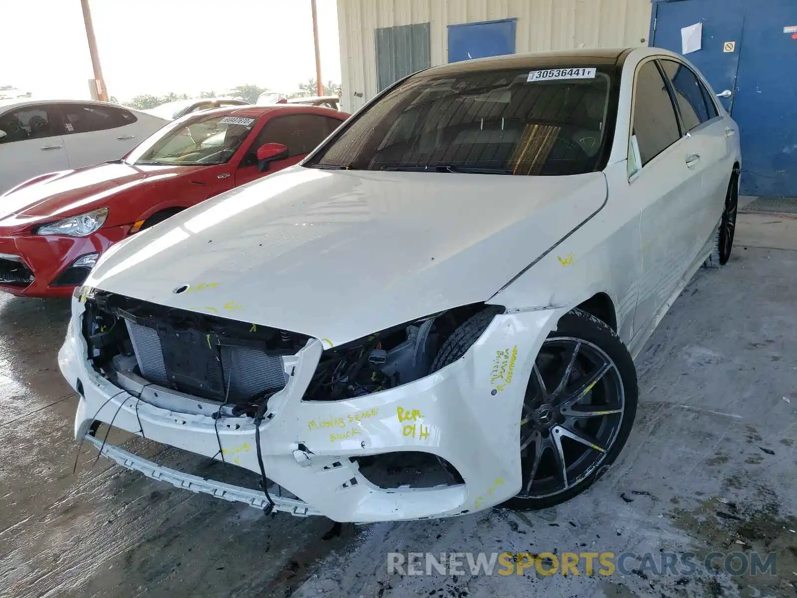 2 Photograph of a damaged car W1KUG8DB3LA551051 MERCEDES-BENZ S-CLASS 2020