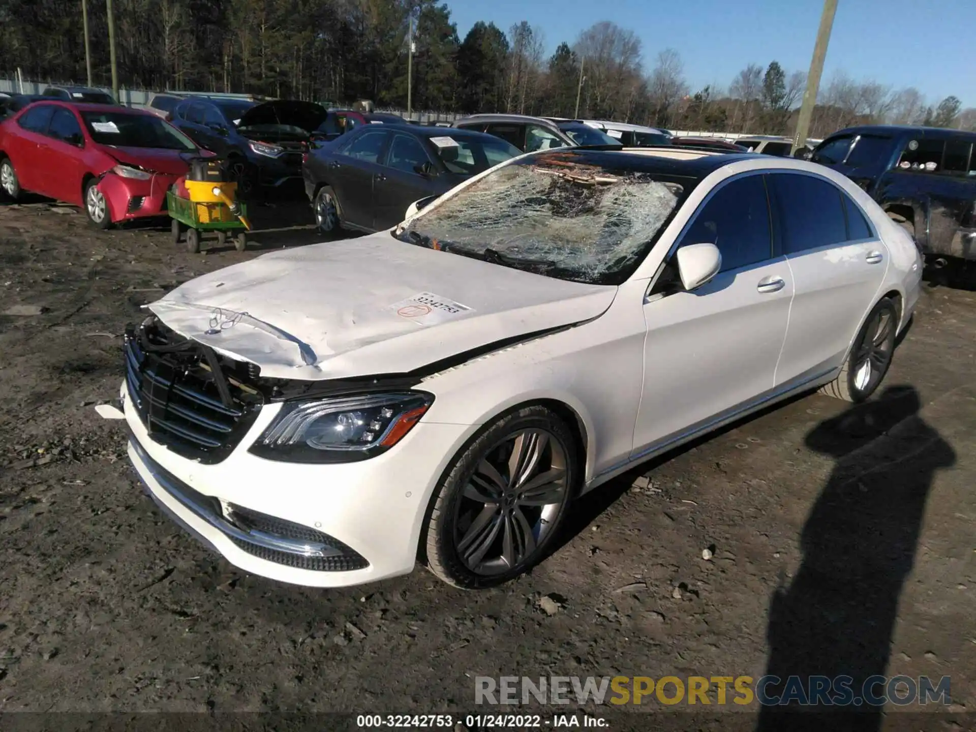 2 Photograph of a damaged car W1KUG8DB4LA570577 MERCEDES-BENZ S-CLASS 2020