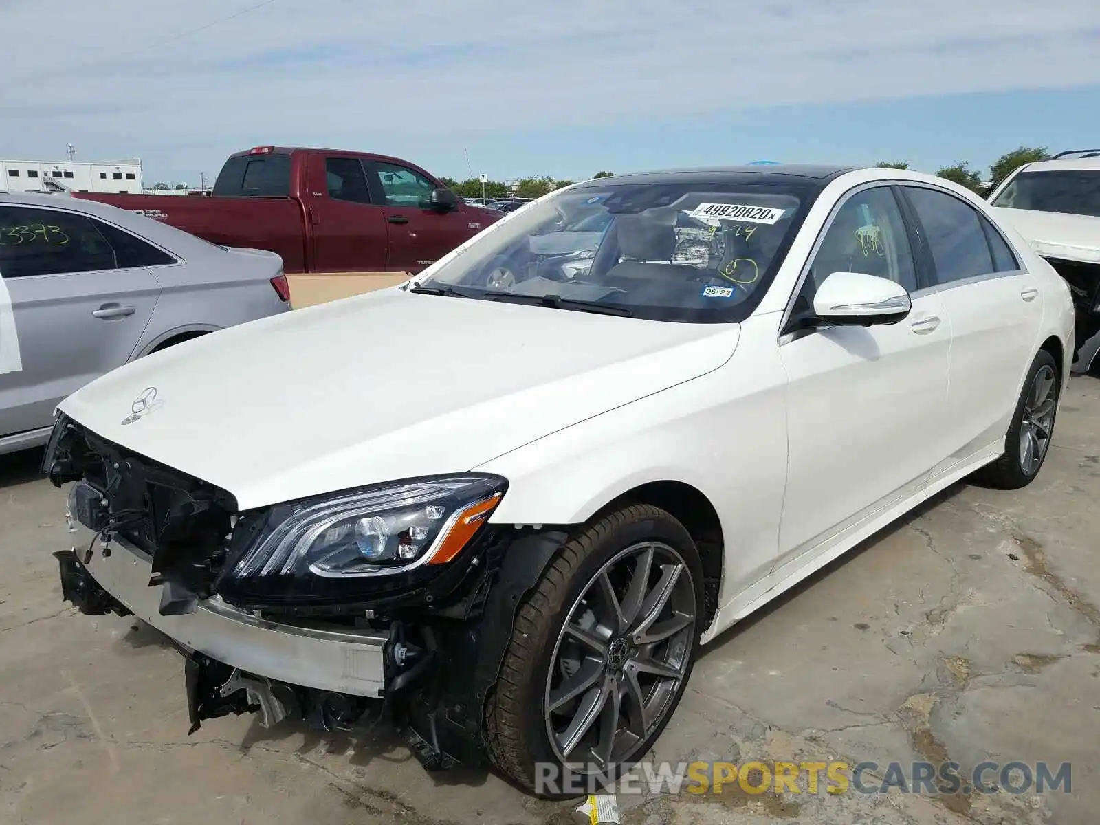 2 Photograph of a damaged car W1KUG8DB5LA568076 MERCEDES-BENZ S CLASS 2020