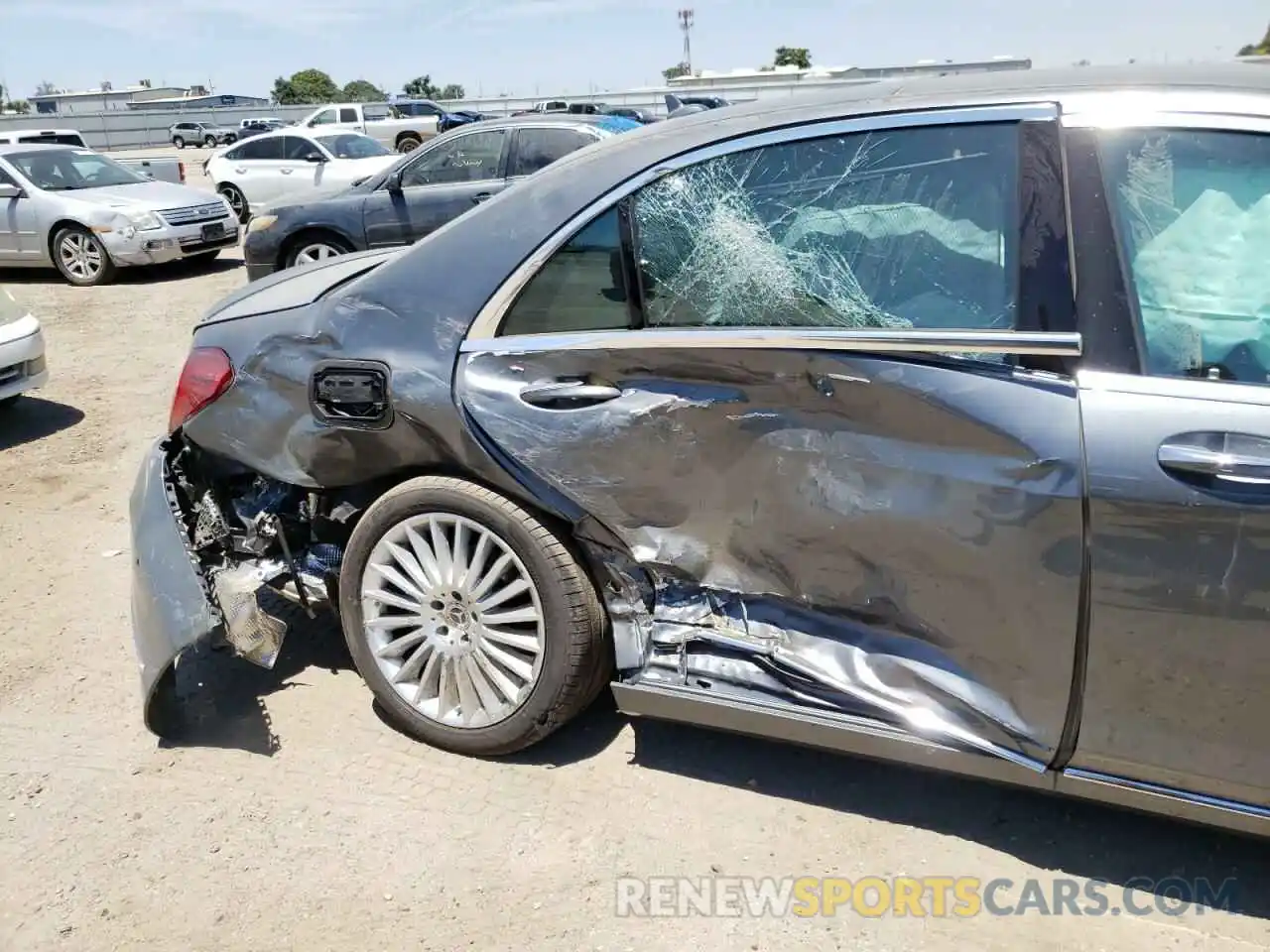 9 Photograph of a damaged car W1KUG8DB7LA551666 MERCEDES-BENZ S-CLASS 2020