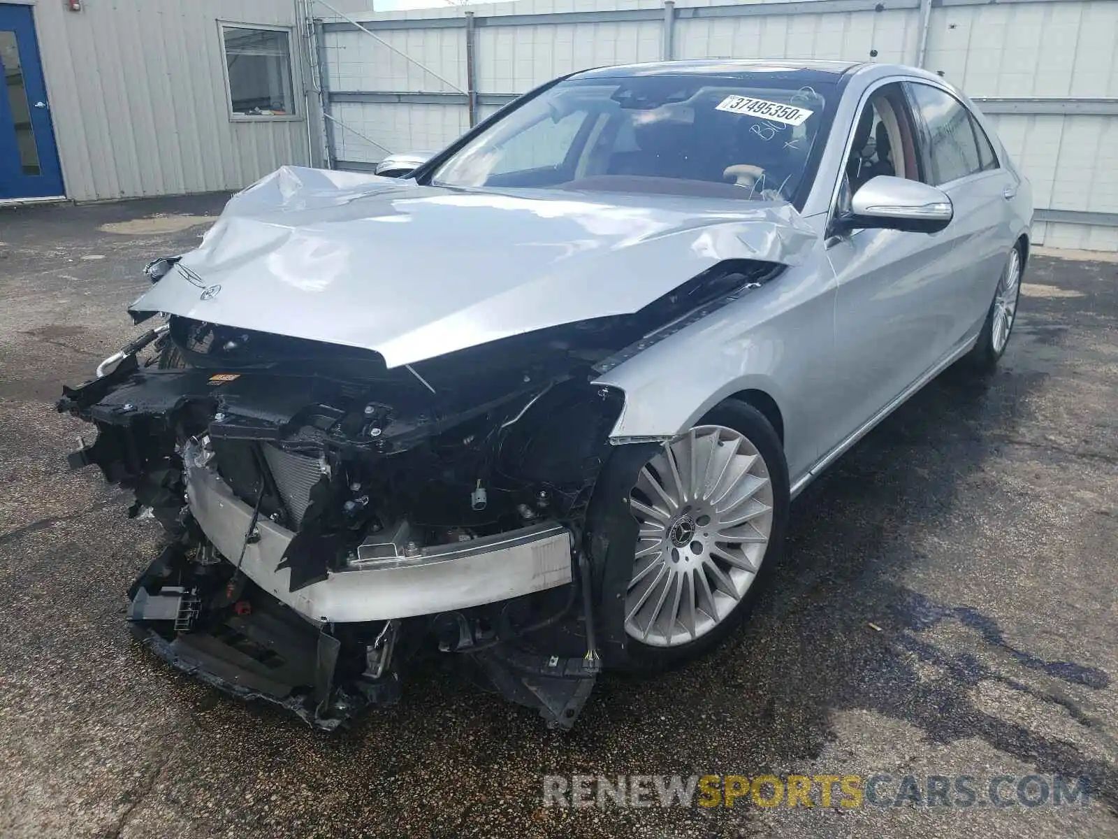 2 Photograph of a damaged car W1KUG8GB2LA559248 MERCEDES-BENZ S CLASS 2020