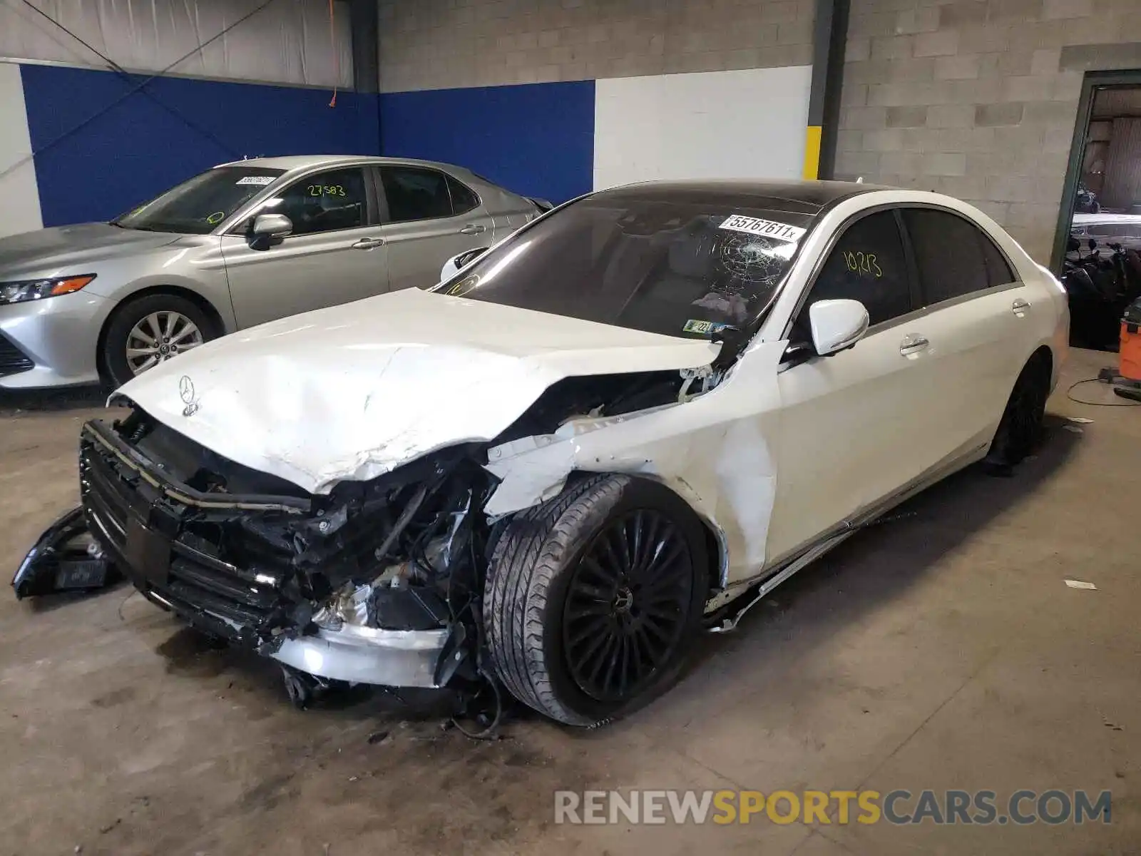 2 Photograph of a damaged car W1KUG8GB9LA560803 MERCEDES-BENZ S-CLASS 2020