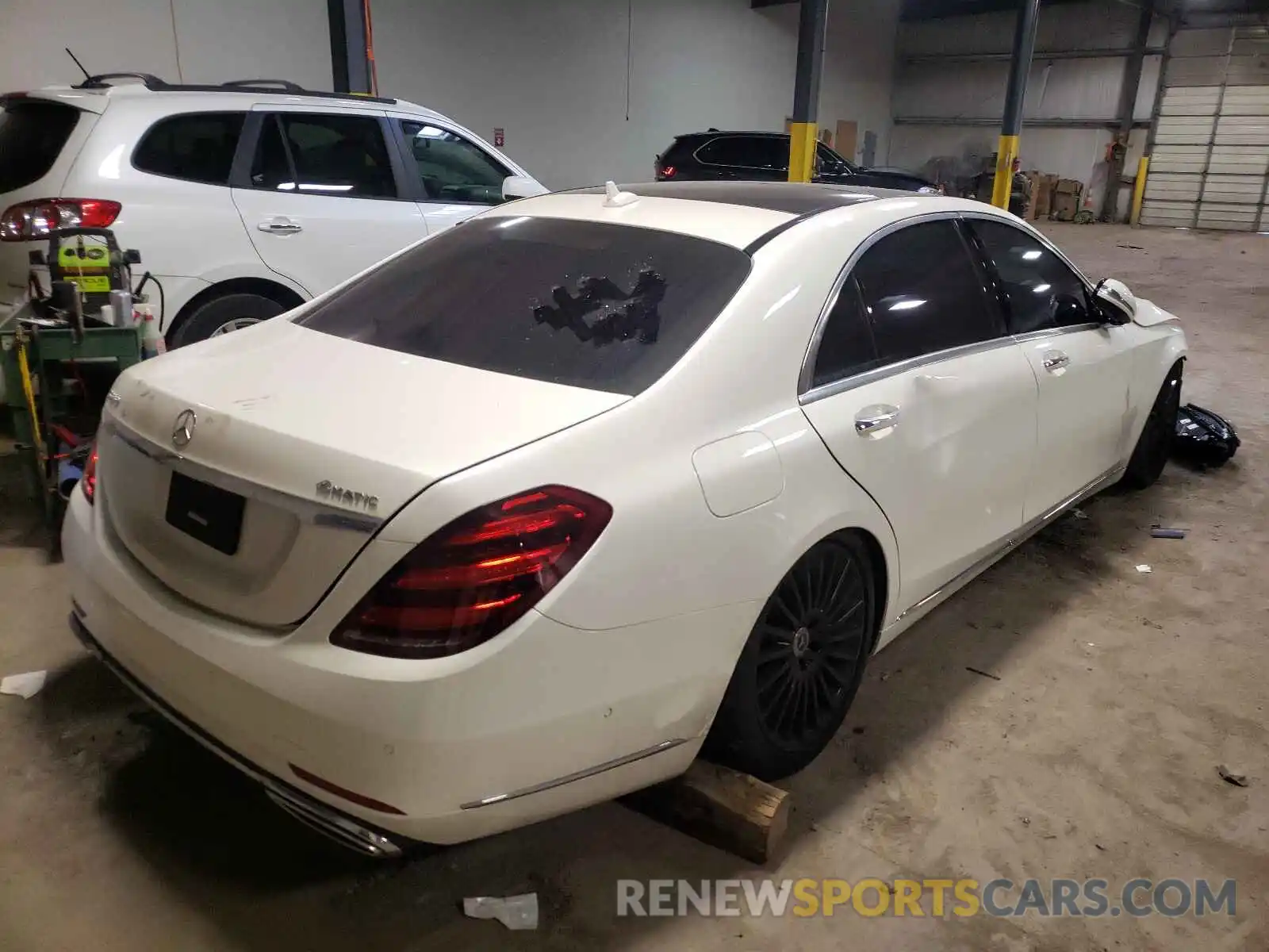 4 Photograph of a damaged car W1KUG8GB9LA560803 MERCEDES-BENZ S-CLASS 2020