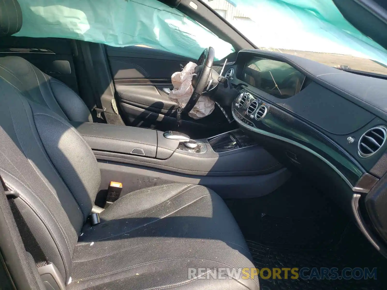 5 Photograph of a damaged car WDDUG6EB0LA502019 MERCEDES-BENZ S-CLASS 2020