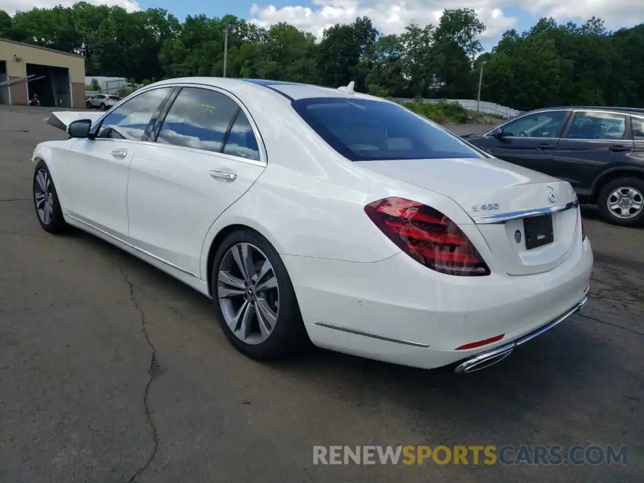 3 Photograph of a damaged car WDDUG6EB5LA514232 MERCEDES-BENZ S-CLASS 2020